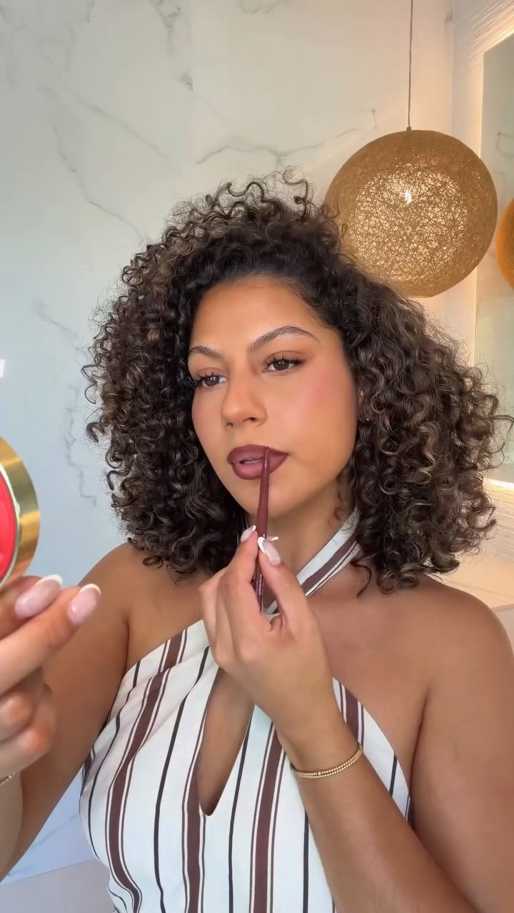 Products I’m definitely taking with me to 2026! 😜🤎

- Frudia SPF 50
- Elf color corrector (peach)
- Fenty beauty powder foundation (290 - face, 260 - under eye)
- YSL blush (chilli crush)
- YSL bronzer (4 Sandalwood)
- Morphe Lip Liner (other half)
- Morphe Lipstick (Teddy)
- Too Faced Gloss (honey bear)
- Frenshe body oil 
- Ellis Brooklyn apple perfume 