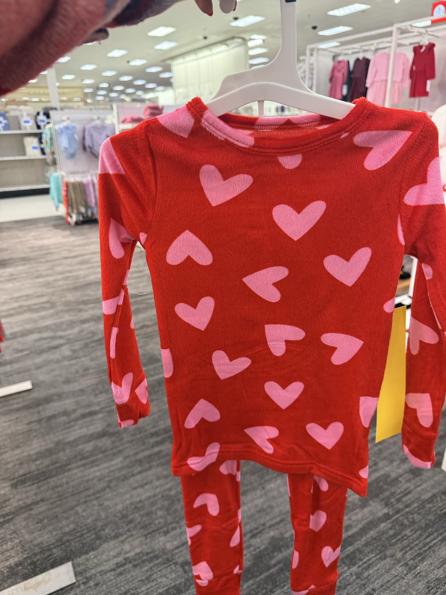 If cozy and cute is the goal, these Valentine’s Day pajamas for your toddlers understood the assignment 💗
Comfy, flattering, and still cute enough for pics and lounging all day.
Everything is linked on my LTK.

#ValentinesPajamas #CozySeason #SleepwearStyle #FebruaryFits #LTKsale #LTKfinds #LTKshopping #ShoppingWithPriiincesss #AtlantaCreator #AtlantaContentCreator

#LTKValentine #LTKBaby #LTKKids