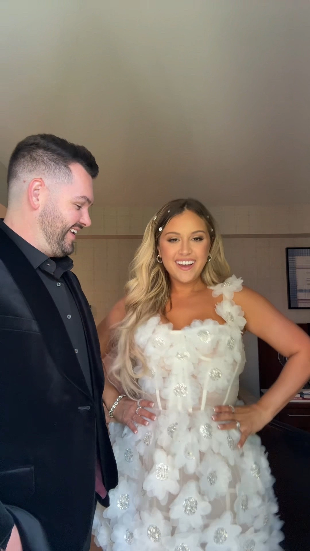 CCMA red carpet ready! Absolutely loved this white floral dress! 

#LTKWedding #LTKMidsize #LTKgrwm