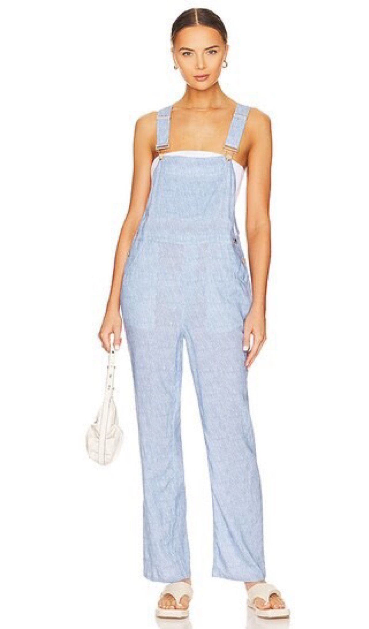 loving these linen overalls right now 

#LTKFind #LTKstyletip #LTKSeasonal