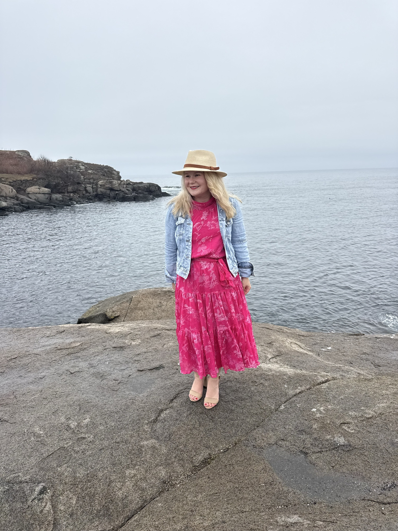 How pretty is this dress for spring? From Lulu’s it is perfect for a wedding guest look. 

#LTKPetite #LTKWedding #LTKootd