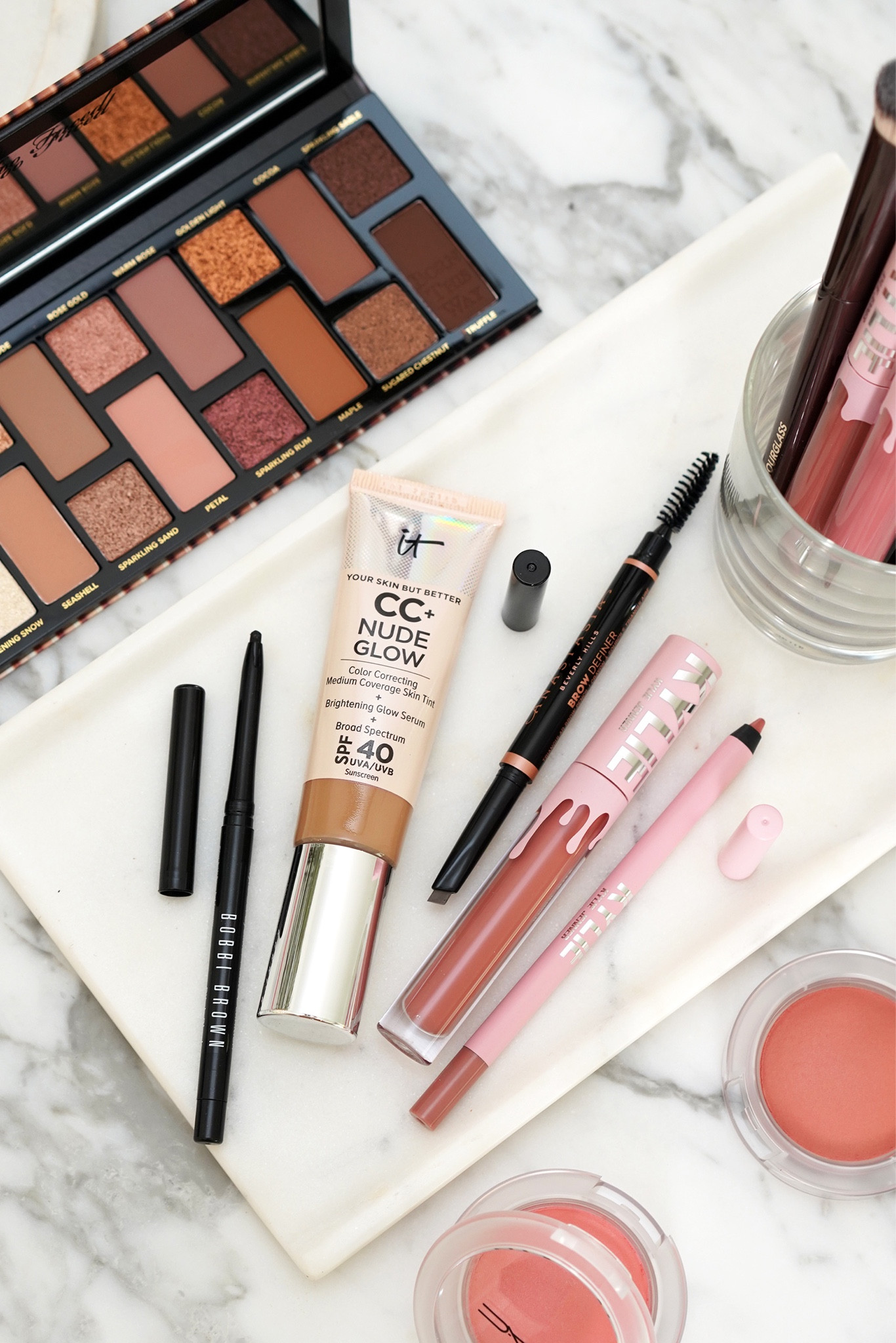 The @ultabeauty 21 Days of Beauty Event is here! They’re offering special deals and steals everyday now through 9/16. A lot of my everyday staples are going to be on sale this weekend through the next week! Here’s a quick GRWM with my favorites I use all the time:
 
It Cosmetics CC+ Nude Glow Foundation
My shade is Medium Tan
50% off Saturday 9/9
 
Anastasia Beverly Hills Brow Definer
I wear Caramel
50% off Sunday 9/10
 
Too Faced Born This Way Natural Nudes
50% off Sunday 9/10
 
Bobbi Brown Gel Eyelier
50% off Friday 9/15
 
MAC Glow Play Blush
50% off on Saturday 9/16
 
Kylie Cosmetics Matte Lip Kits
Wearing Ulta Beauty
50% off on Saturday 9/16
 
All the details linked via @shop.ltk #liketkit #ad #ultabeauty
 

#LTKsalealert #LTKbeauty