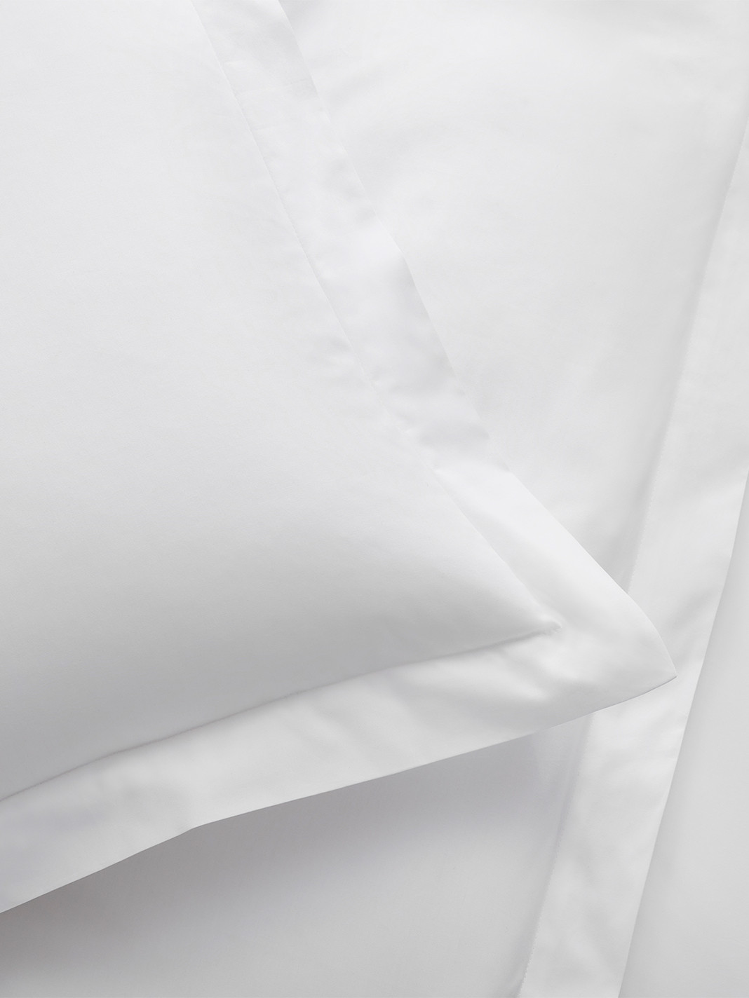 Percale Hemmed Sham | Crisp Organic Bedding Elegance | Boll & Branch | Boll & Branch