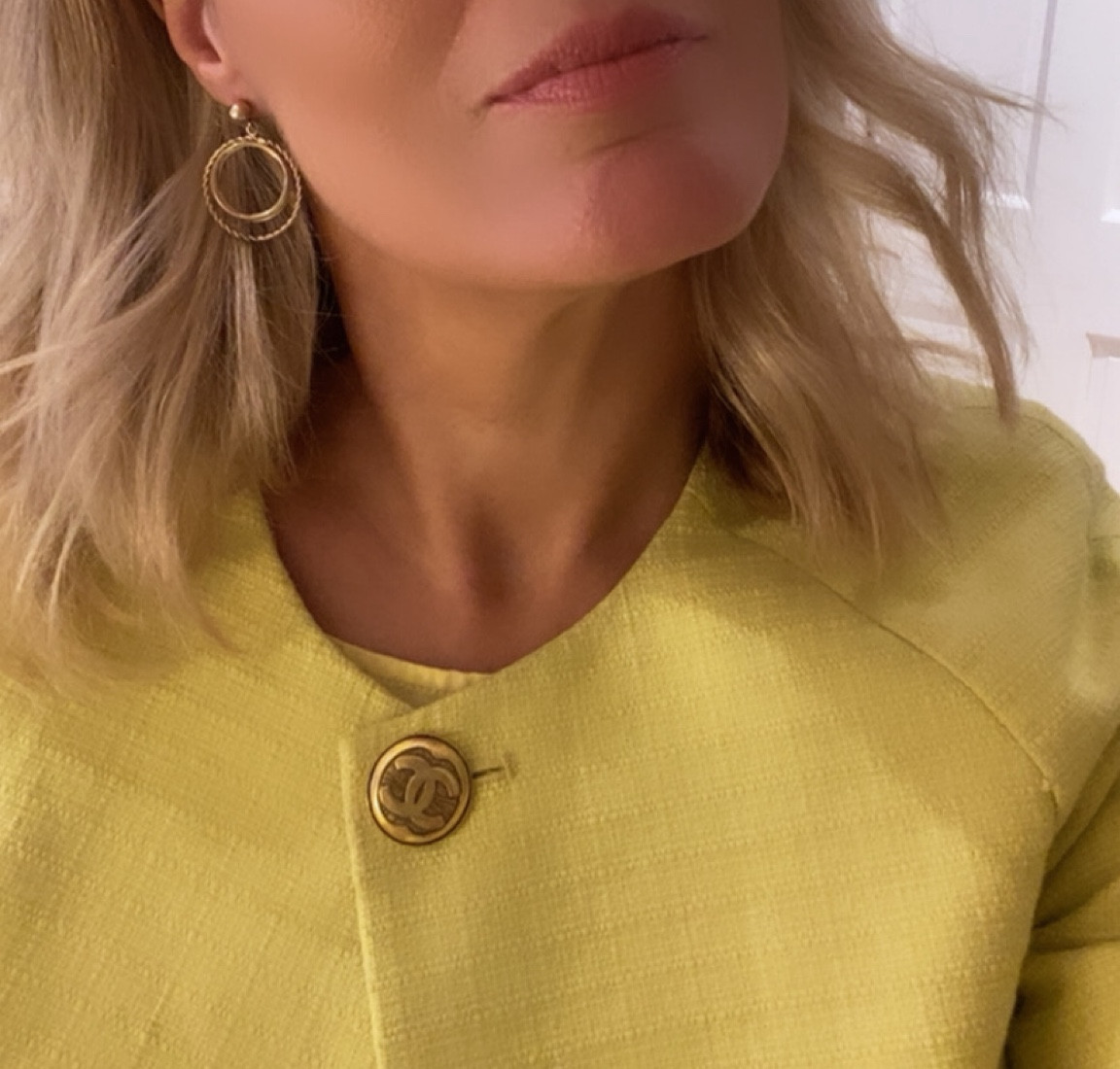 Vintage Chanel button on blazer 

#LTKWorkwear #LTKStyleTip #LTKSeasonal