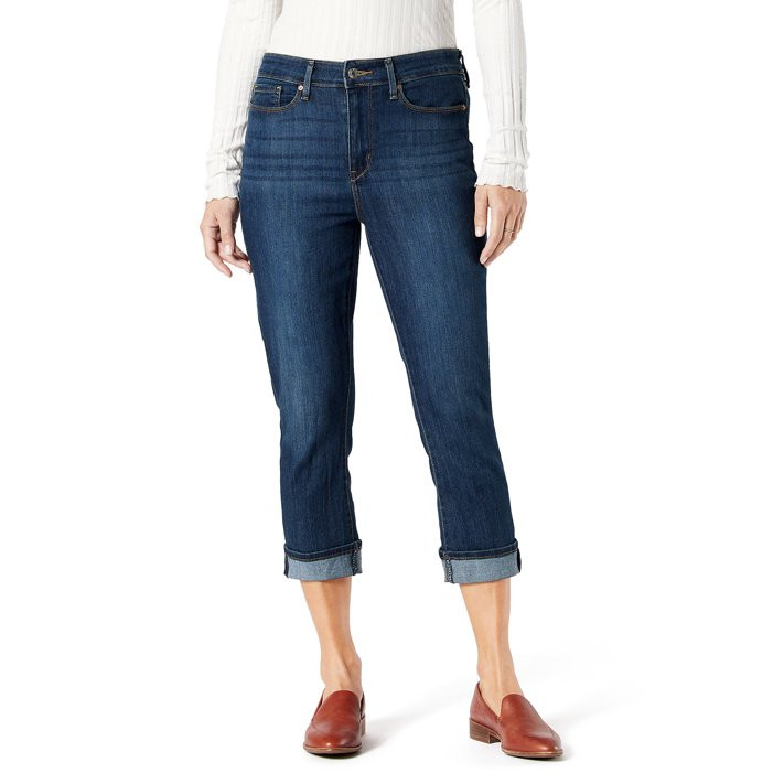 Signature by Levi Strauss & Co. Women's Mid Rise Capri Jeans | Walmart (US)