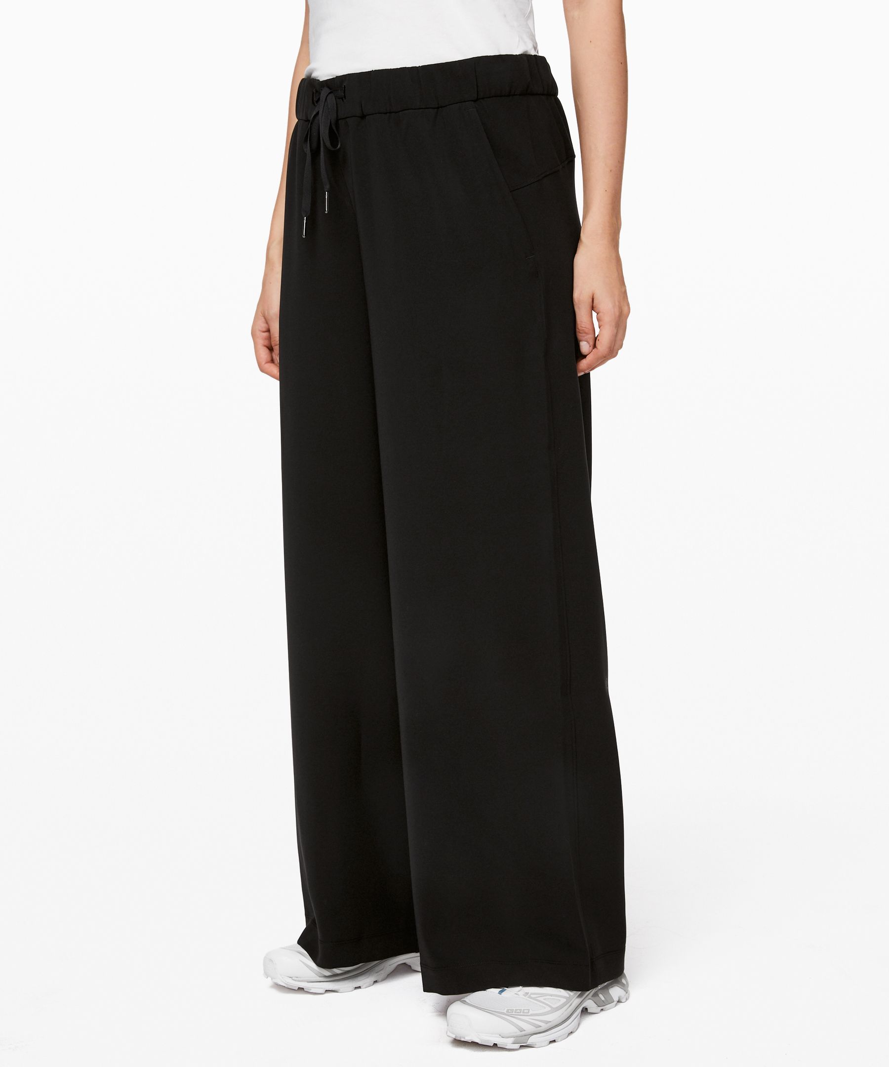 On the Fly Wide-Leg Pant Woven | Lululemon (US)