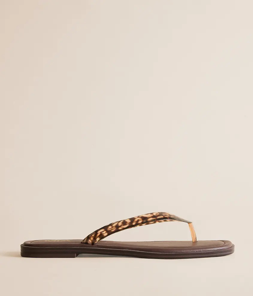 Alexiss Leopard Print Flip Flop | Buckle
