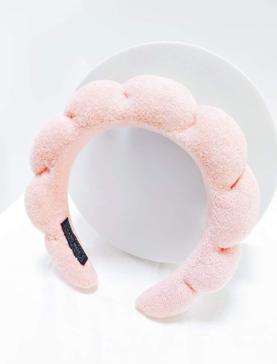 Headband 

#LTKstyletip #LTKbeauty #LTKtravel