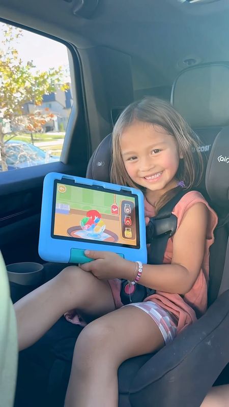 Amazon Kids Tablet for the holidays! Comes with 1 year of amazon kids+ and has tons of parents controls @target @amazon #ad #target #targetpartner 