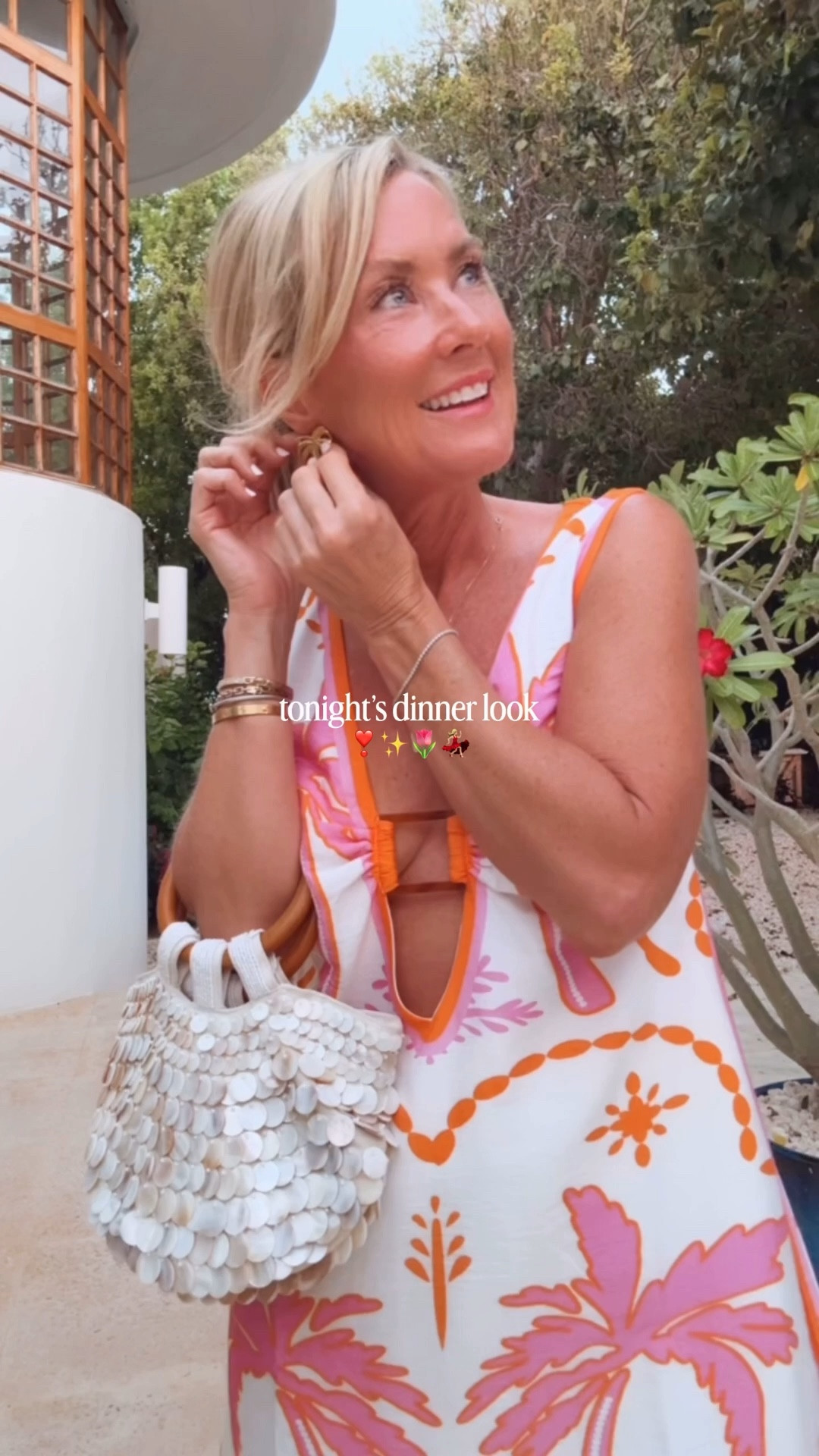 Tonight’s pink and orange (sassy!) dress for dinner!

Size: small, size up 

#LTKOver40 #LTKootd #LTKTravel