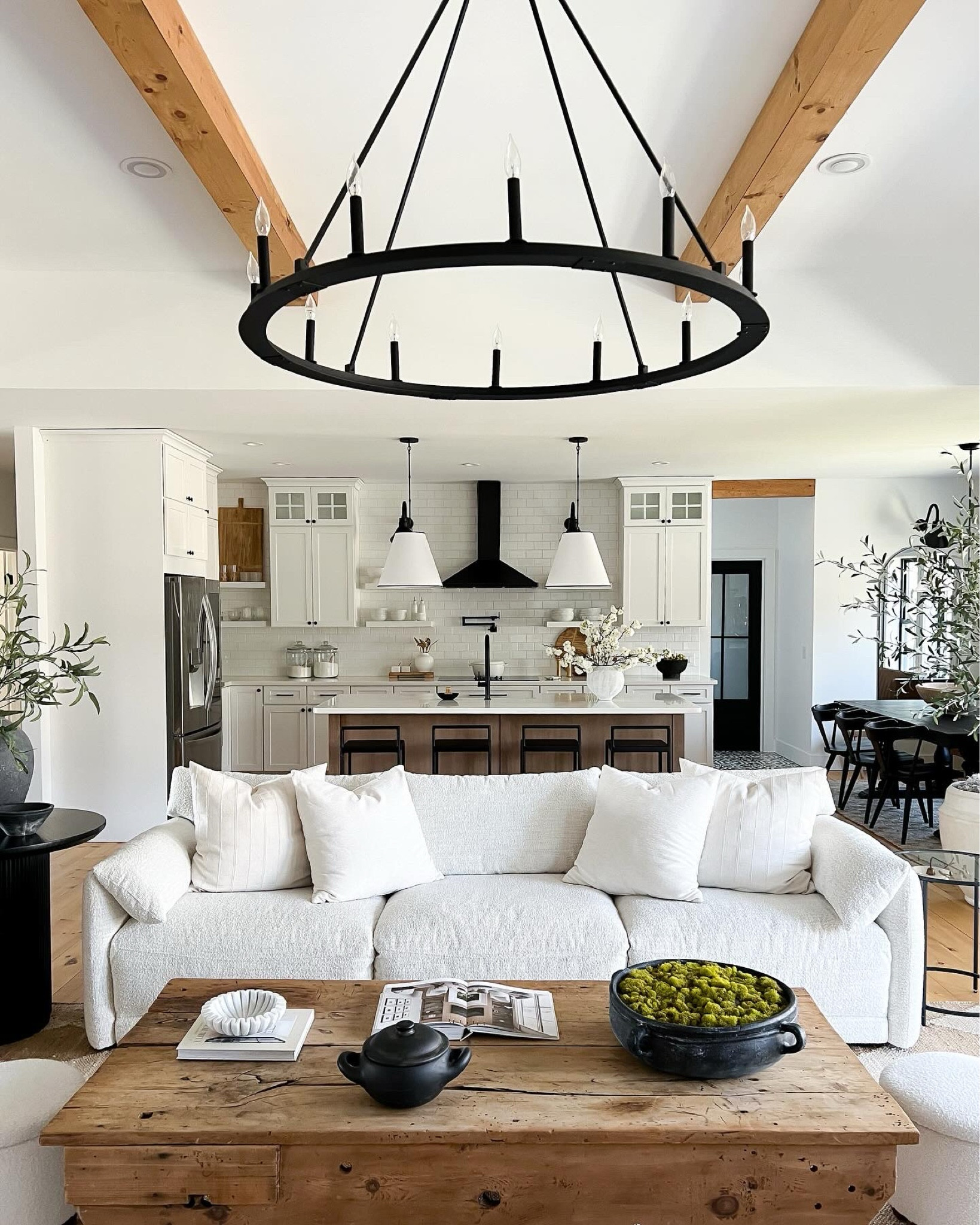 Home Lately 🤍

#homedecor
#homedesign
#organicmodernhome
#affordablehomedecor



#LTKhome #LTKstyletip #LTKsalealert