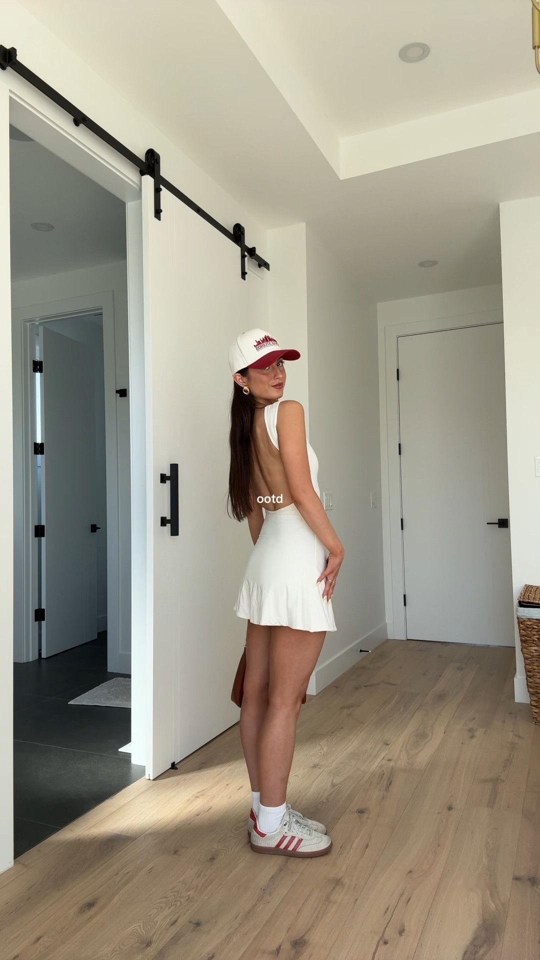 Backless dresses >>>

#LTKsummer #LTKstyletip #LTKpartywear
