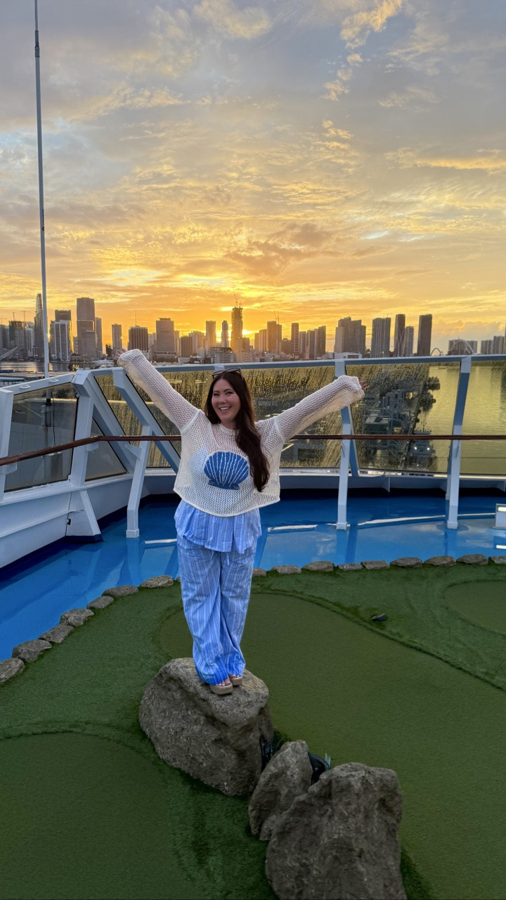 Bucket List Behavior Ep.1

We are going on a transatlantic crossing (21 day @oceaniacruises ) from Miami to Rome!! 🛳️

#bucketlist #travel #cruise #cruisetok