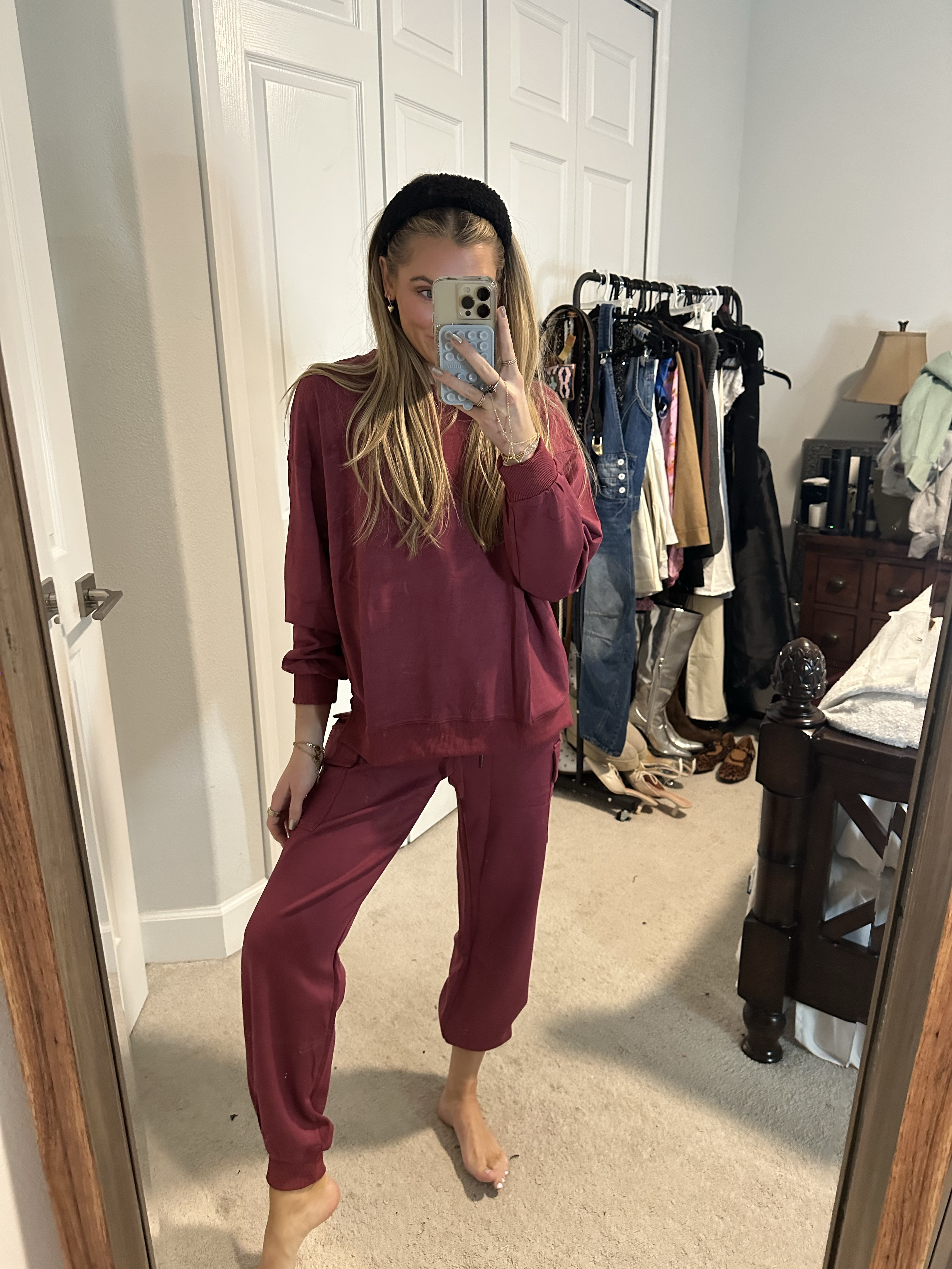 PINSPARK Two Piece Sets for Women Sweatsuit Drawstring Cargo Jogger Sets with 4 Pockets 2025 Airport Outfits Fall Tracksuit size small. PINSPARK travel outfits for women are made from lightweight air layer fabric, which is breathable and features 4-way stretch. These outfits value both luxury and coziness, making them ideal for both active and leisure activities.

#LTKFindsUnder50 #LTKTravel #LTKSaleAlert