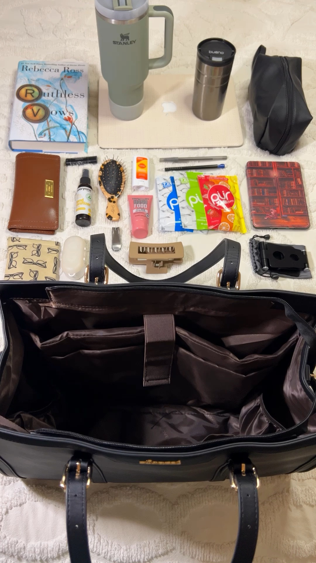 Found the perfect laptop tote bag for work!! It has two cupholders and a million pockets/compartments for everything I need to take with me on the go!

#LTKVideo #LTKFindsUnder50 #LTKItBag