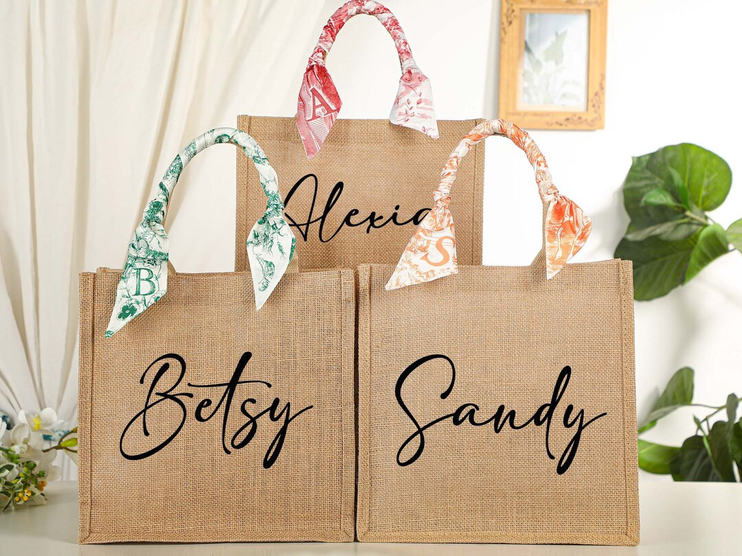 Bridesmaid Burlap Tote Bags, Personalized Tote Gift Bags, Bridesmaid Bag Gift, Beach Bag, Gift Ba... | Etsy (US)