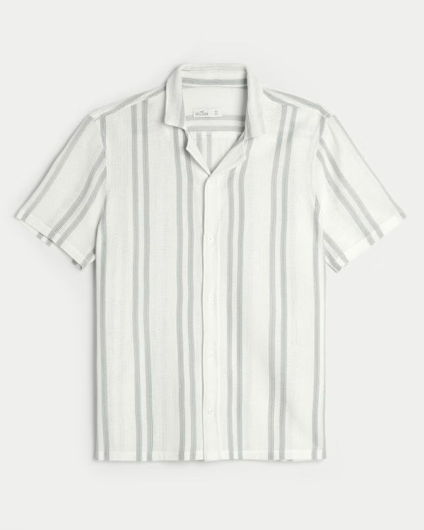 Short-Sleeve Pattern Lace Shirt | Hollister (US)