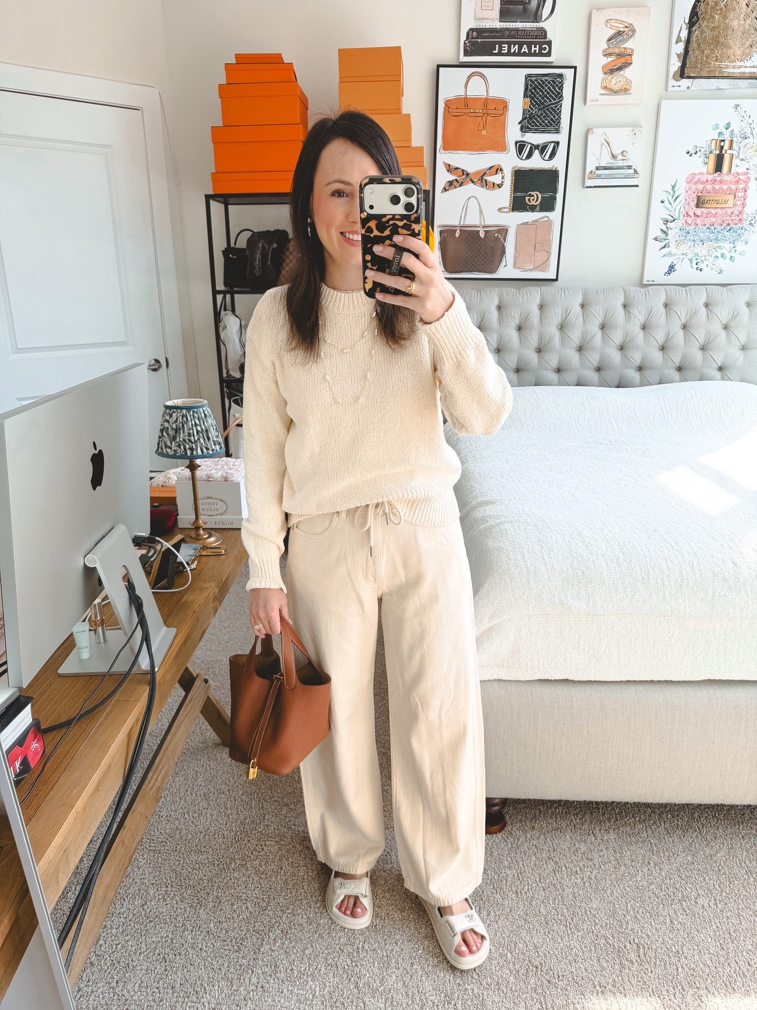 Obsessed with these drawstring jeans and new pearl baublebar jewelry!



#LTKSeasonal #LTKootd