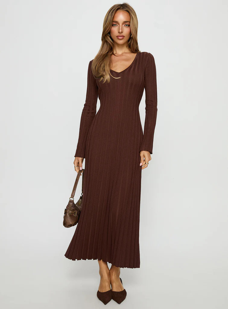 Gratuita Long Sleeve Rib Maxi Dress Chocolate | Princess Polly US