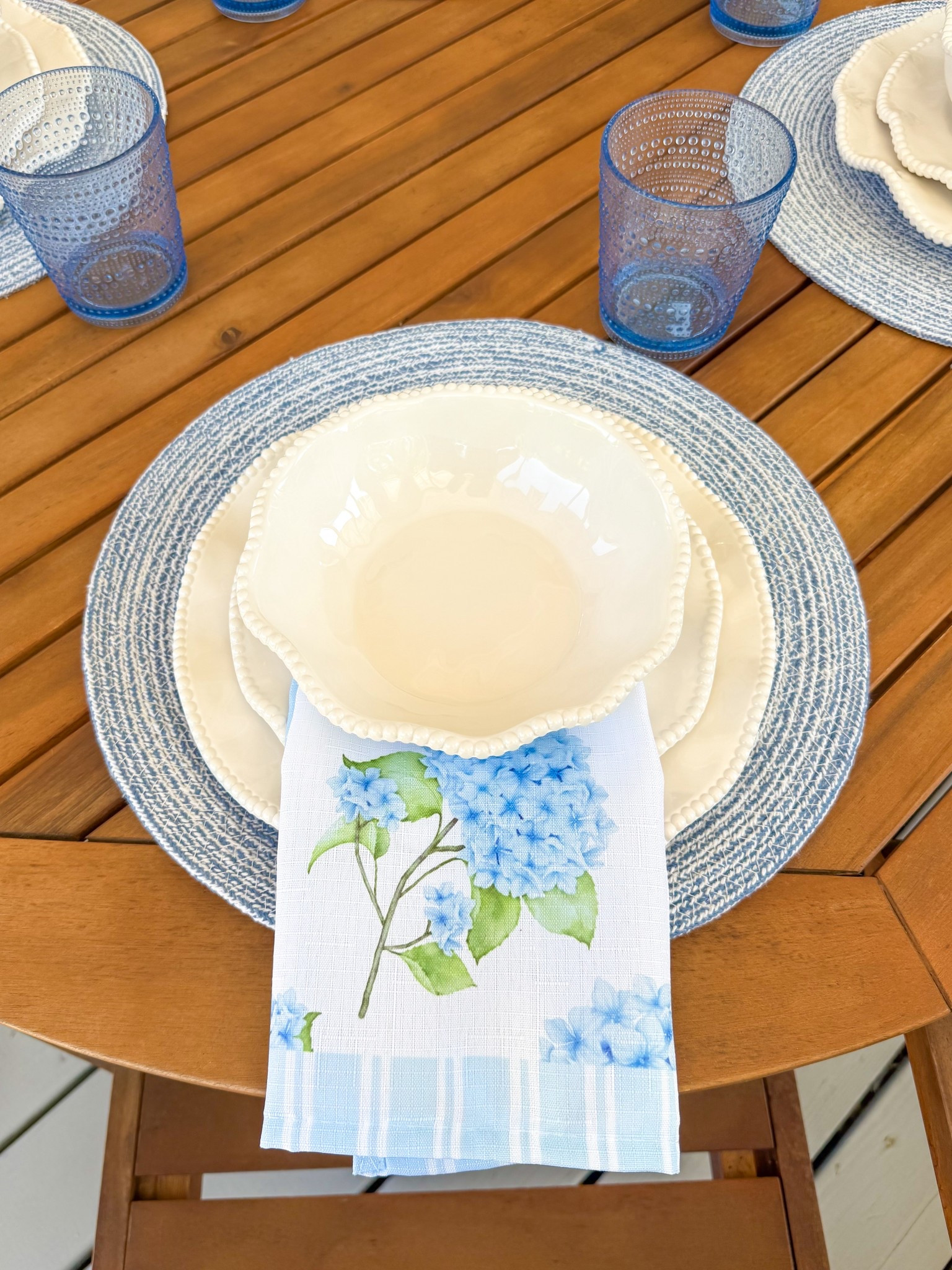  #ad  Sharing the most stunning southern coastal tablescape for outdoor hosting! 
Using durable, outdoor items is key to stress-free entertaining, but of course they need to be beautiful as well! I’m obsessed with how this table came together, but tell me, what’s your go to hosting style?

 @Wayfair   #wishyouwerehere #outdoor #Wayfair  #WayfairPartner


#LTKSaleAlert #LTKHome #LTKSeasonal