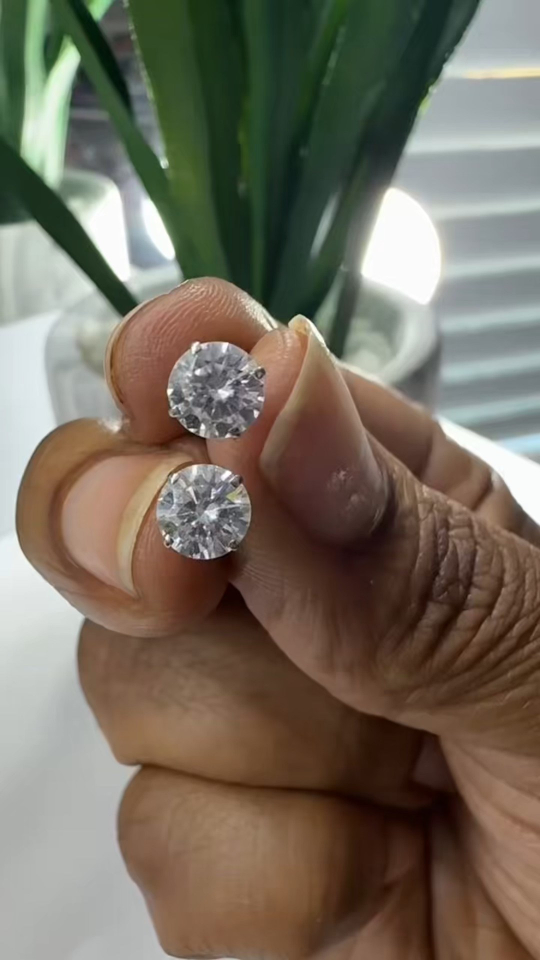 The prettiest studs for the girls! #accessories #earrings #jewelry 

#LTKOver40 #LTKmorningroutine #LTKBeauty