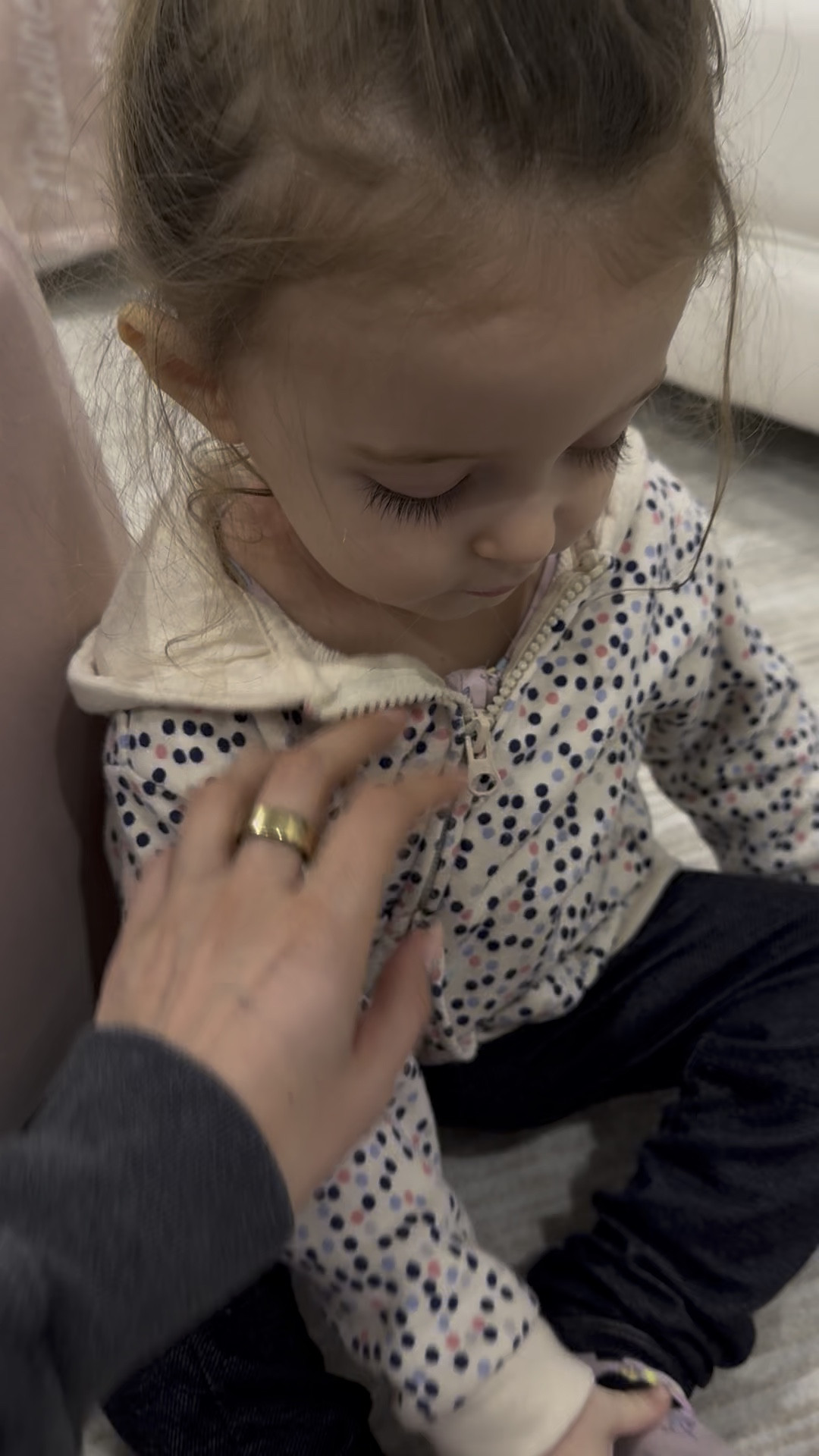 Madeline’s pajamas for eczema they have hand mittens and footies



#LTKKids #LTKBaby #LTKFamily