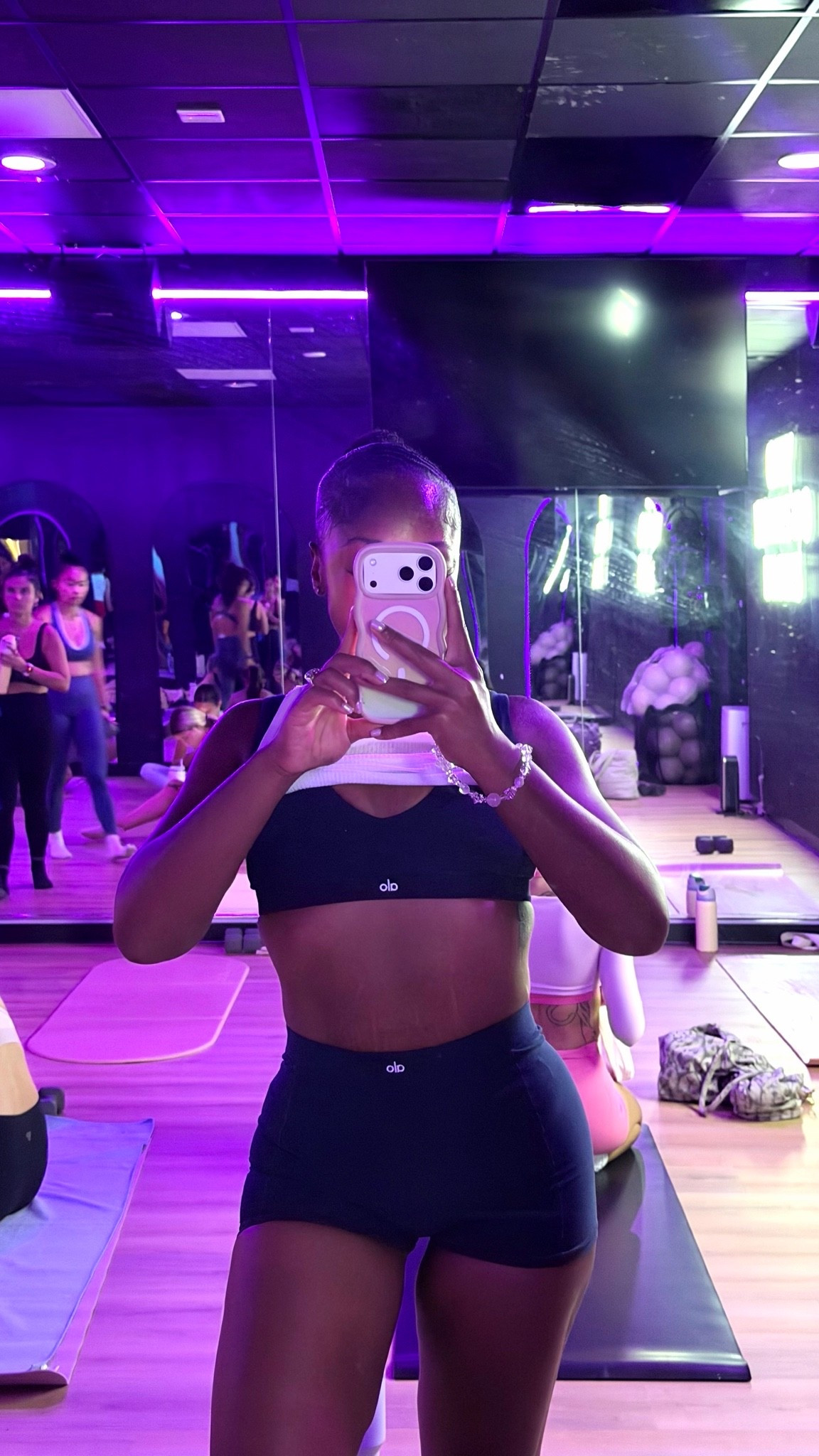 Cutest @Alo Yoga set of course 🤍

#LTKootd #LTKActive #LTKfitnessgoals