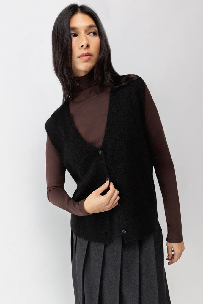 BUTTON FRONT SWEATER VEST | OAK + FORT