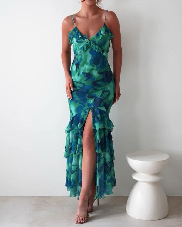 Summer Ruffle Dress, Perfect for Vacation Dinner Dates 🌷

#LTKTravel #LTKSeasonal #LTKStyleTip