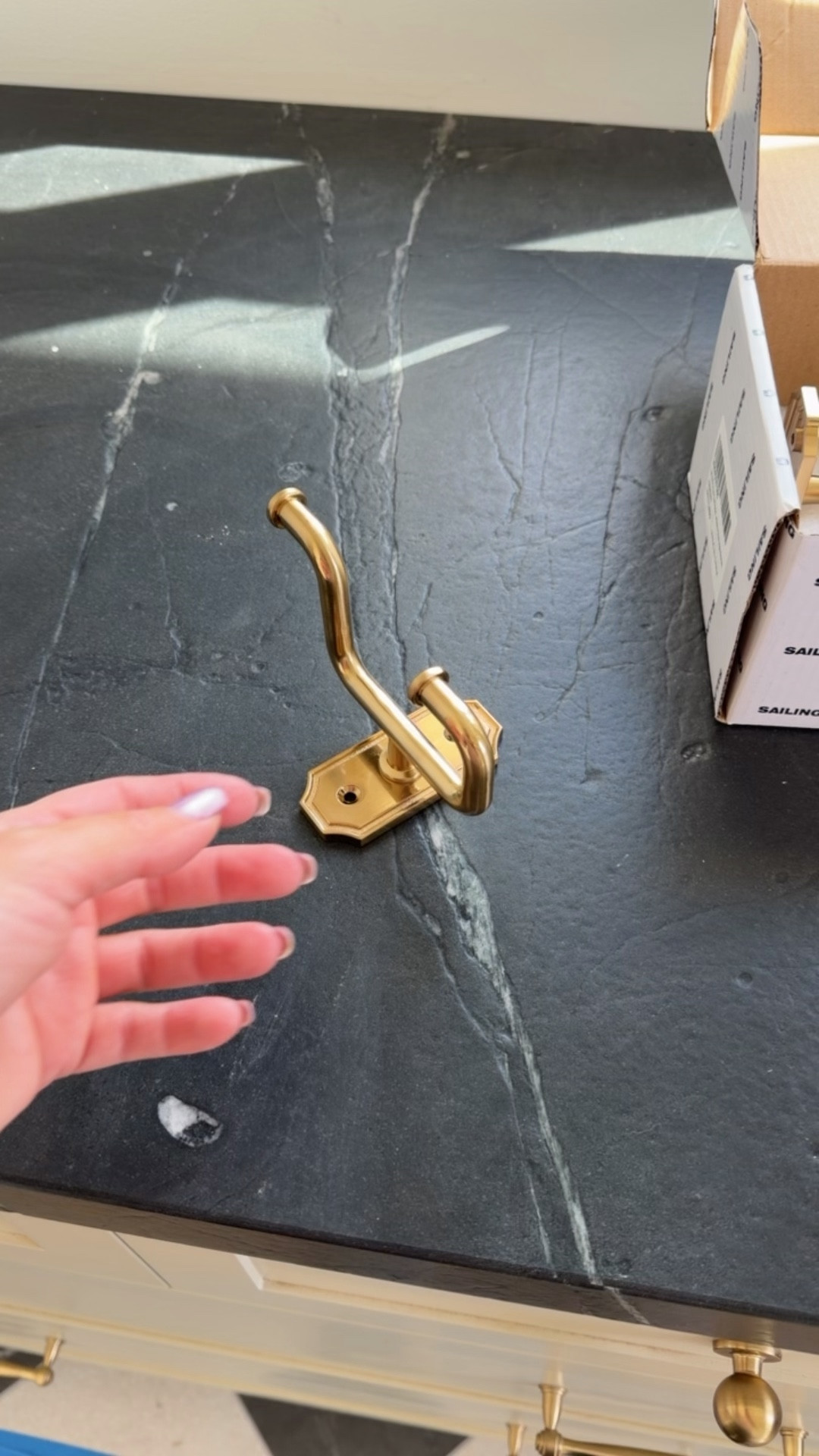 These hooks look and feel so high end! You get two for under $28!! You’d easily pay $60 for one elsewhere! #amazon #amazonhome

#LTKHome #LTKSaleAlert