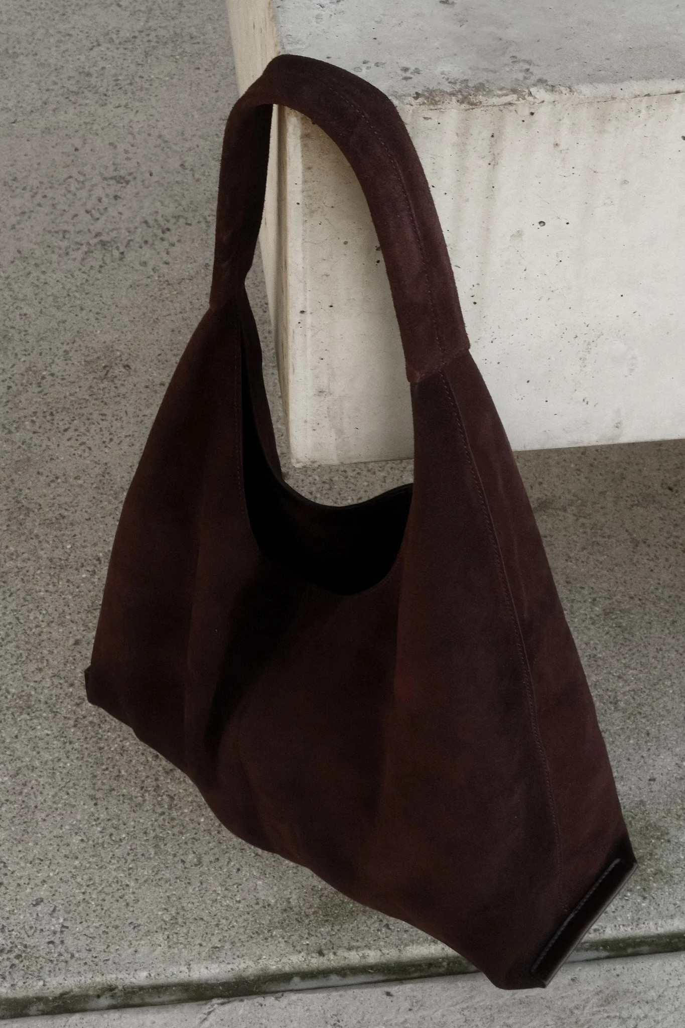Hazel Slouchy Suede Bag - Burgundy | Meshki (APAC)
