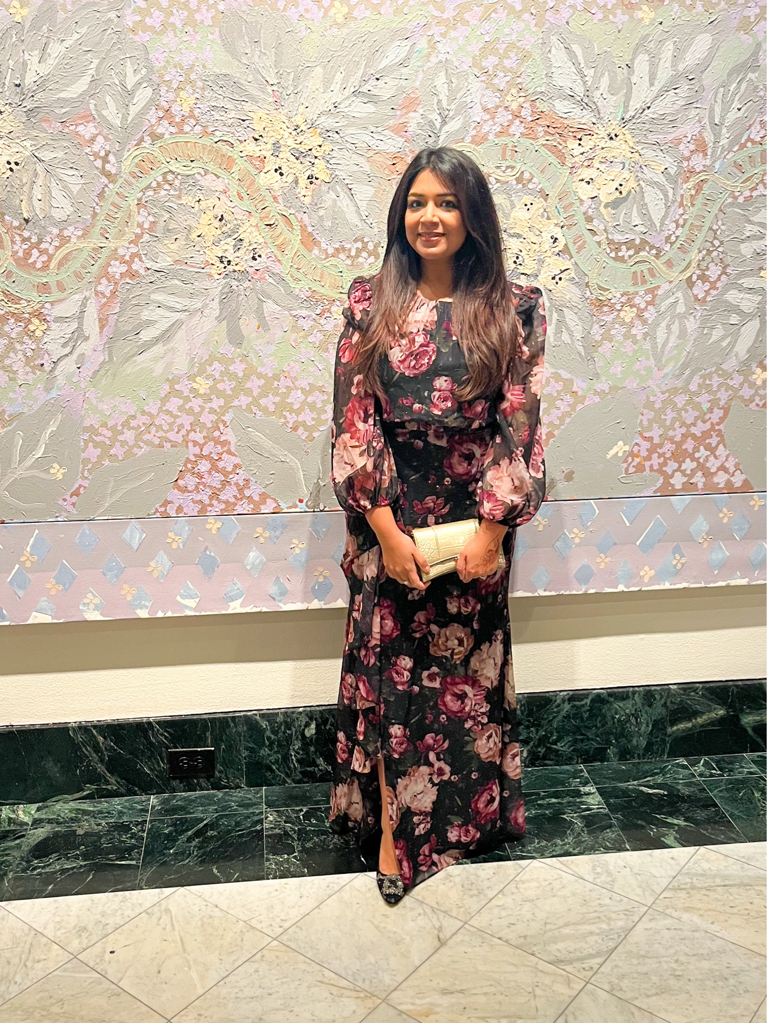 Modest dress

#LTKSeasonal #LTKover40 #LTKstyletip