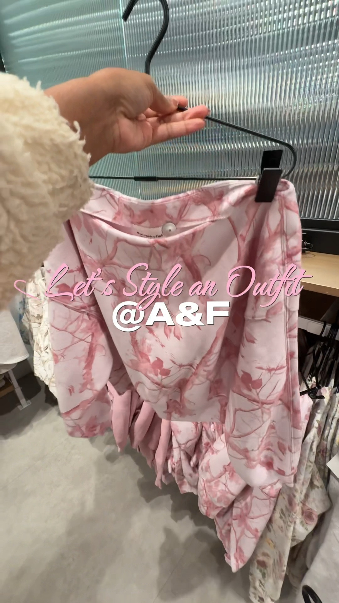 I’m obsessed 🎀 so lucky I got her before they sold out!! 

#LTKHoliday #LTKSeasonal #LTKootd