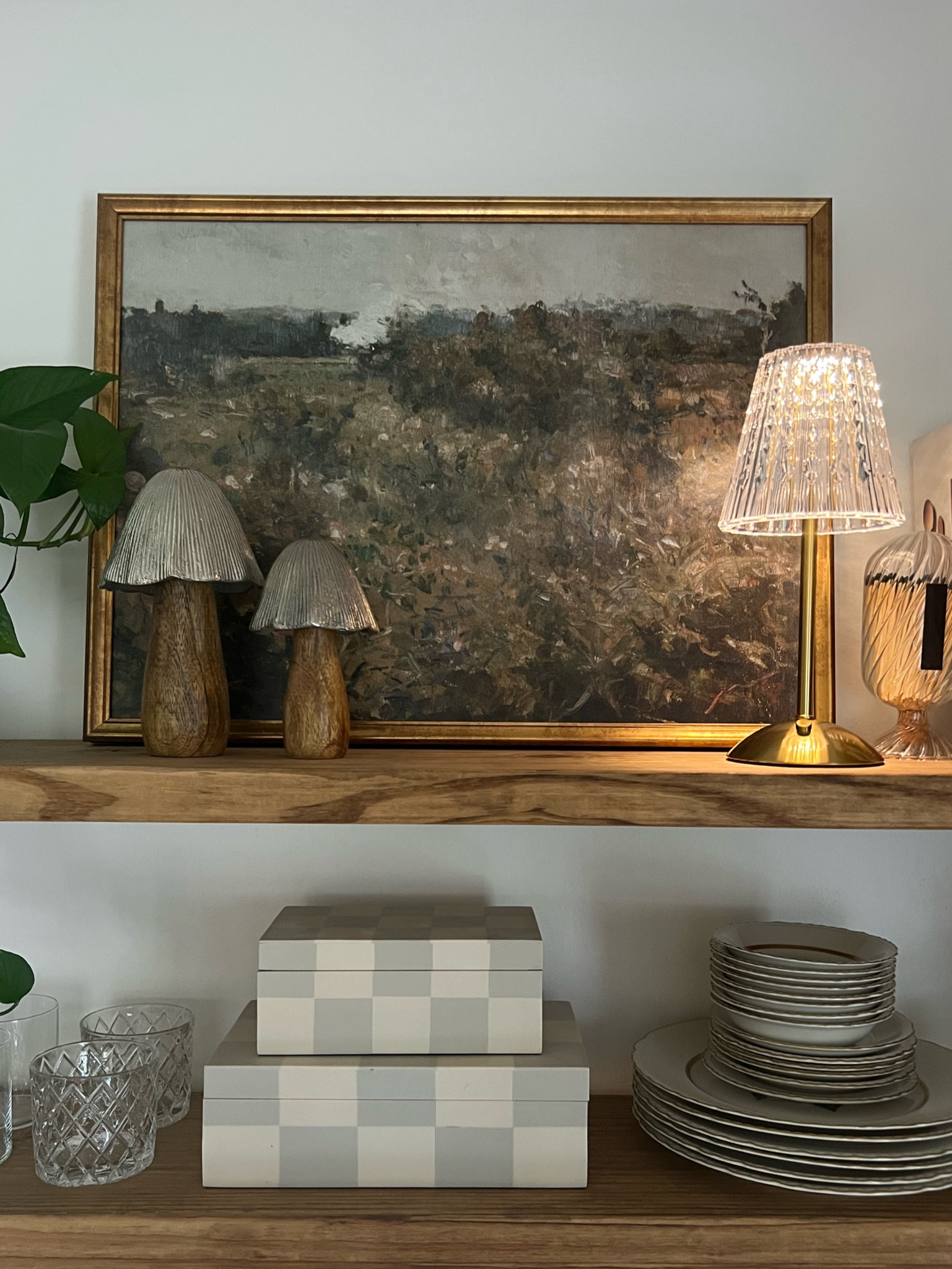 The cutest cordless lamp from Amazon! Perfect for a kitchen, desk, or anywhere you don’t want a cord showing! 