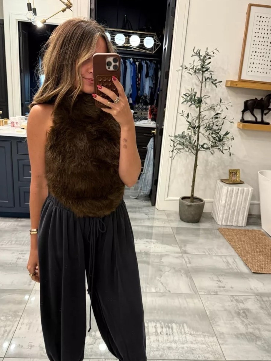 Wore this top to NYFW and got sooo many compliments on it!! Get it on sale now! Use code happy20 at checkout!

#LTKootd #LTKSaleAlert