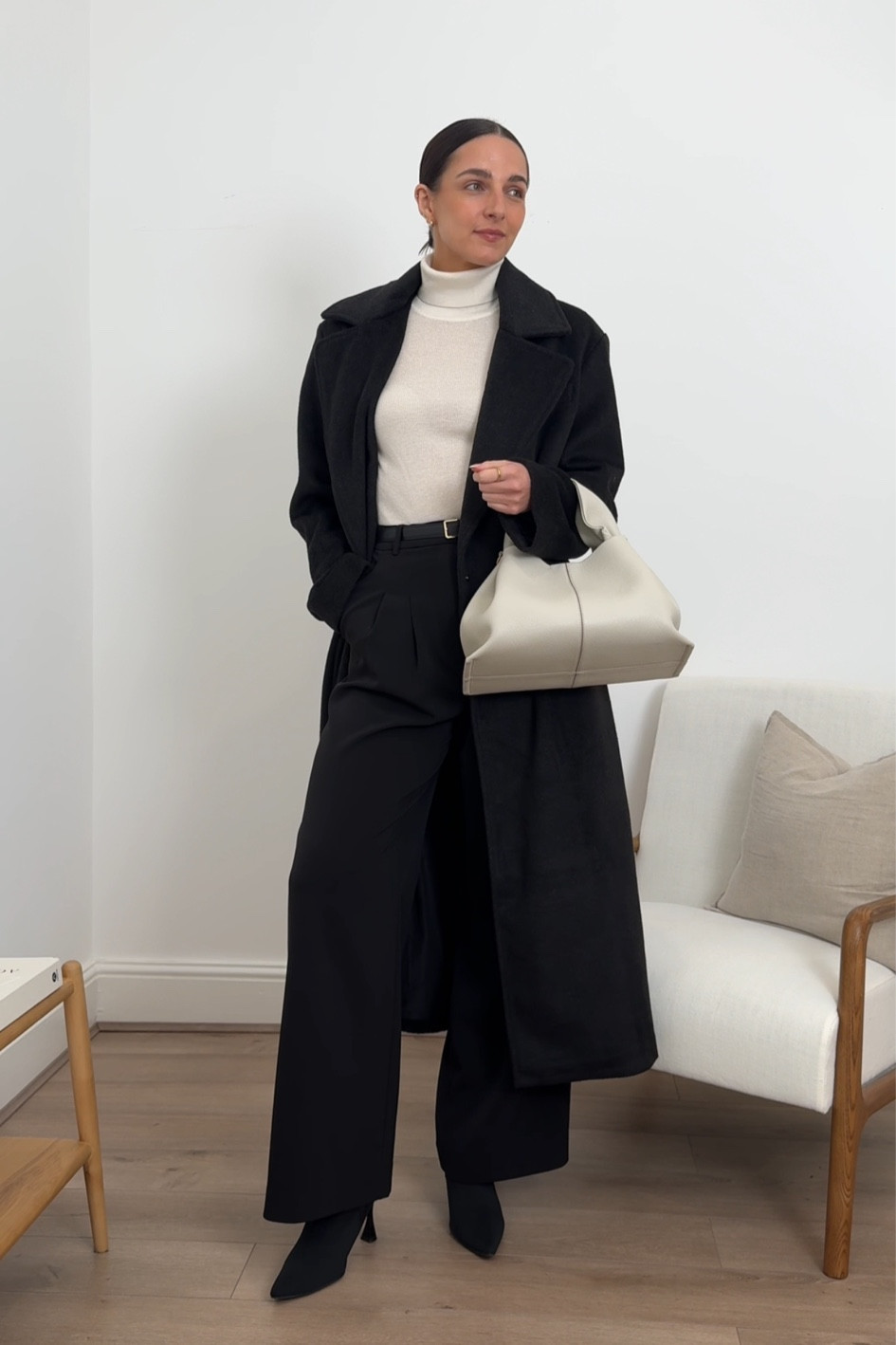 Autumn office outfit, workwear, monochrome outfit, smart outfit, black boots, H&M, River Island, Mango, LiySilk, cashmere jumper 

#LTKstyletip #LTKeurope #LTKworkwear