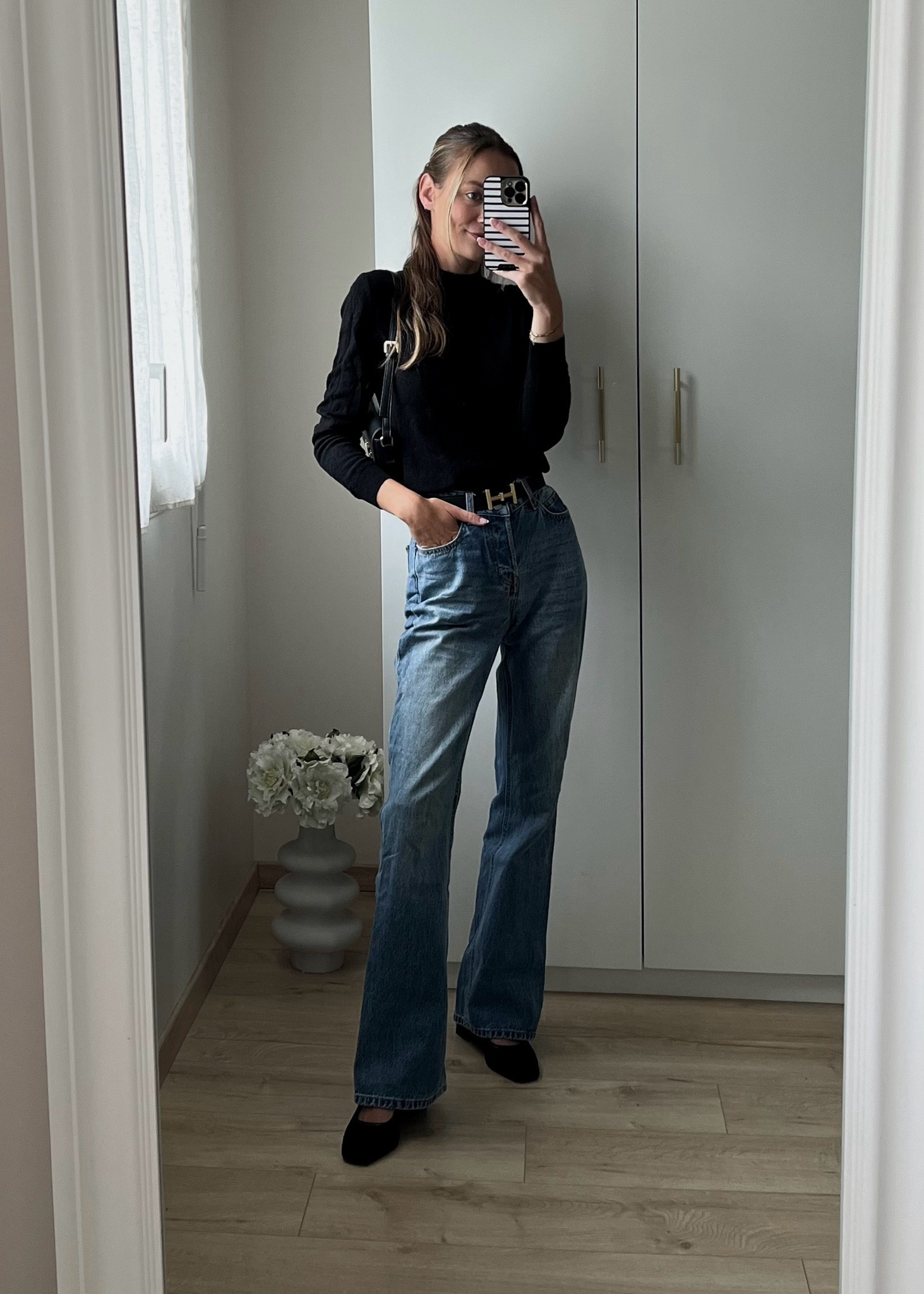 #ootd #ootdshare #minimalfashion #elegantwoman #elegantstyle #elegantoutfit #classywomen #bonbonchic #elegantlady #elegantlook #classyfashion #classy #chicstyle #oldmoney #oldmoneyoutfits #fall #prefall #fallfashion

#LTKfrance #LTKeurope #LTKautumn