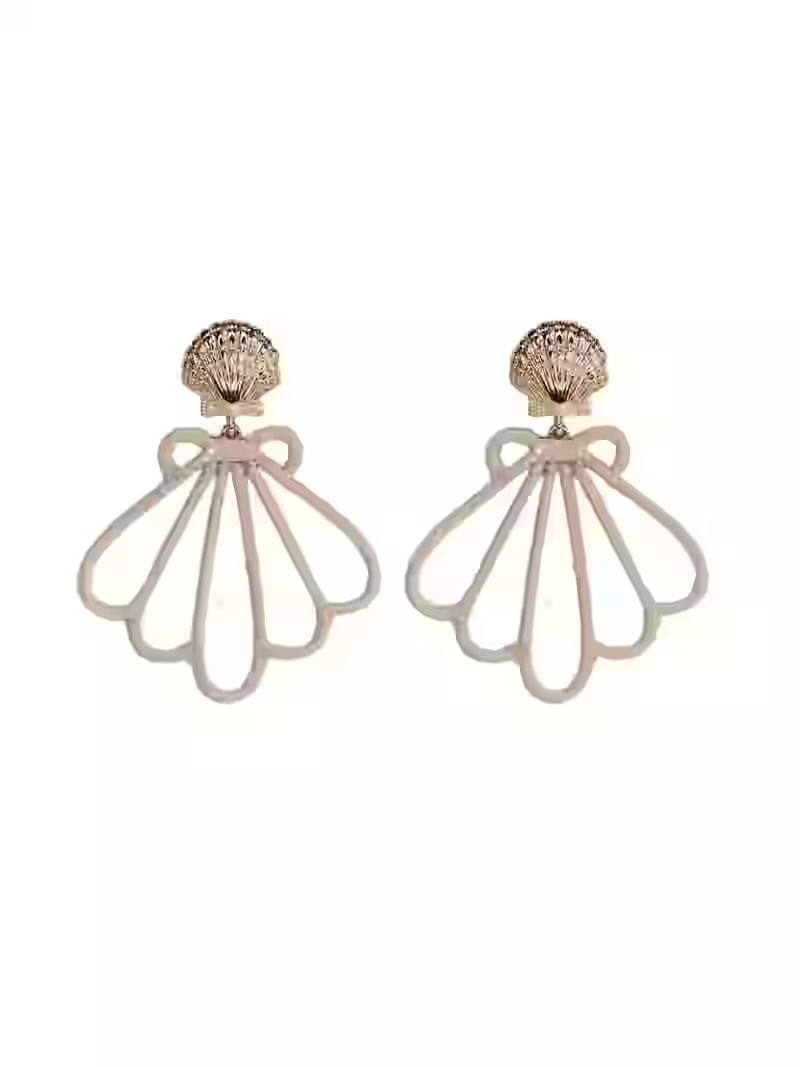 Time and Tru Raffia Wrapped Shell Motif Earrings, Tan, 1 Pair | Walmart (US)