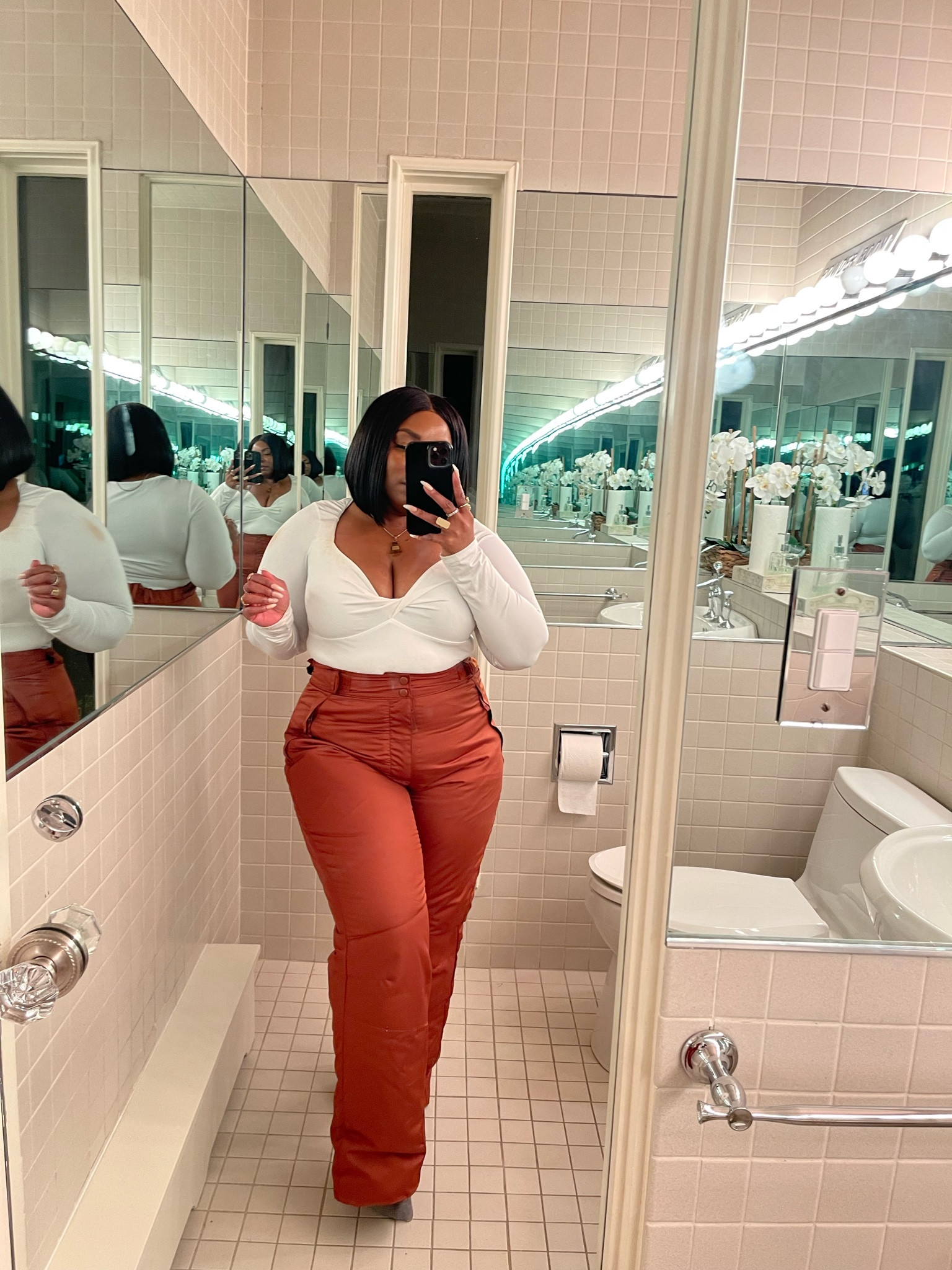 Snow pants but make em cute! 
Size L #midsizestyle 

#LTKmidsize #LTKstyletip #LTKSeasonal