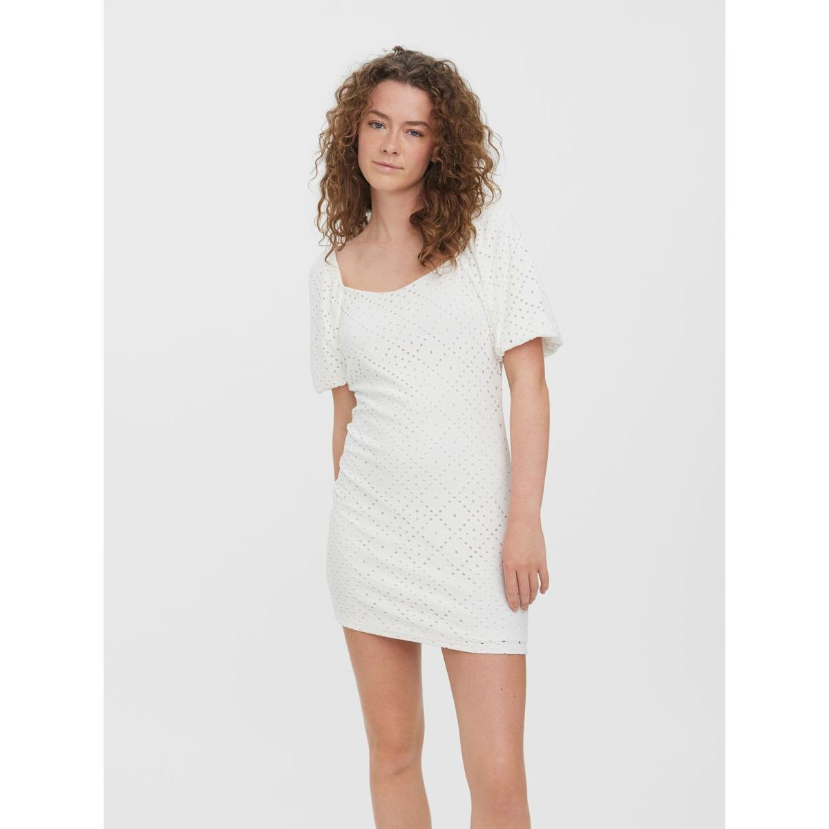 Robe courte en broderie anglaise | La Redoute (FR)