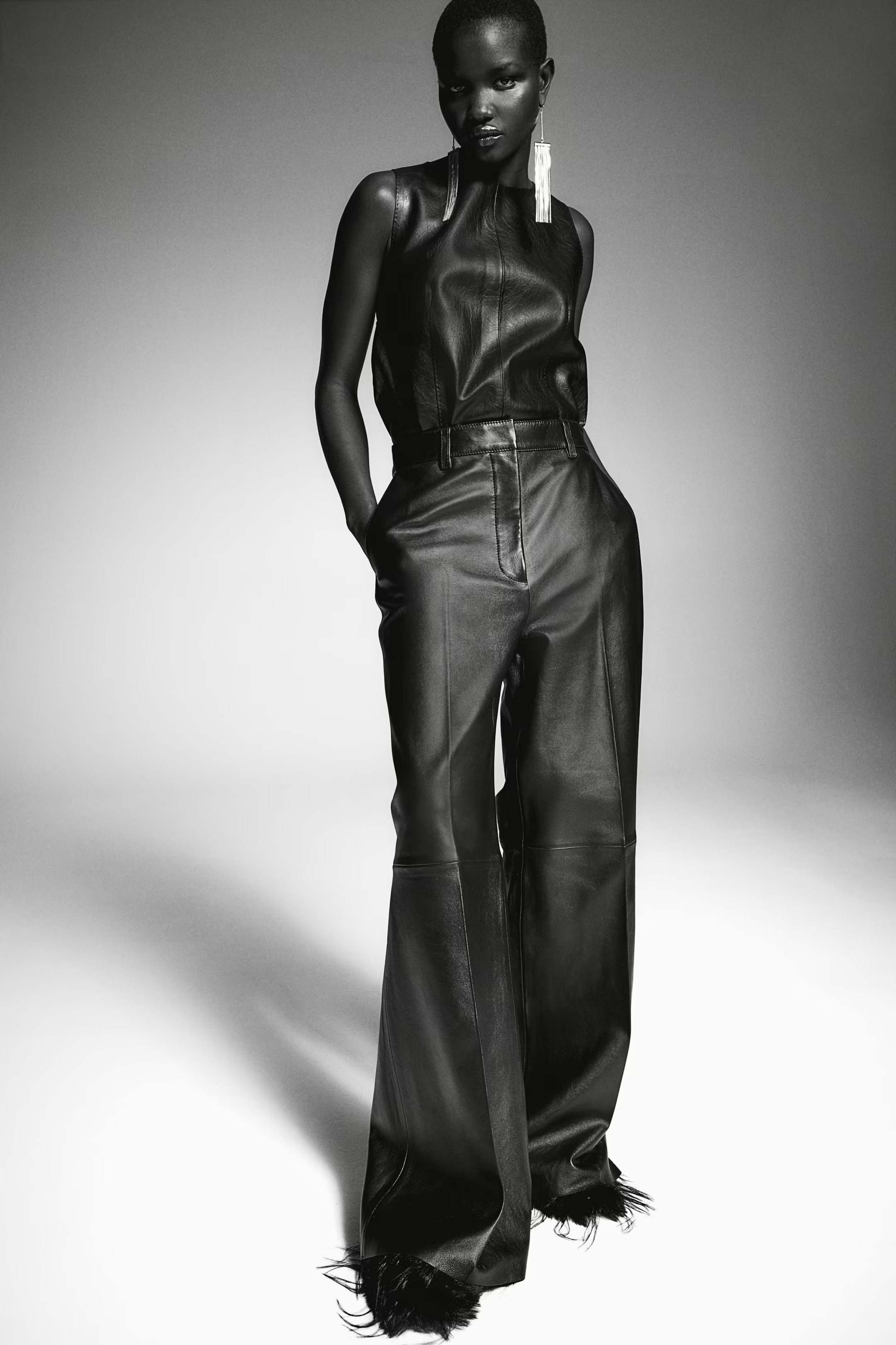 Straight leather trousers - Black - Ladies | H&M GB | H&M (UK, MY, IN, SG, PH, TW, HK)