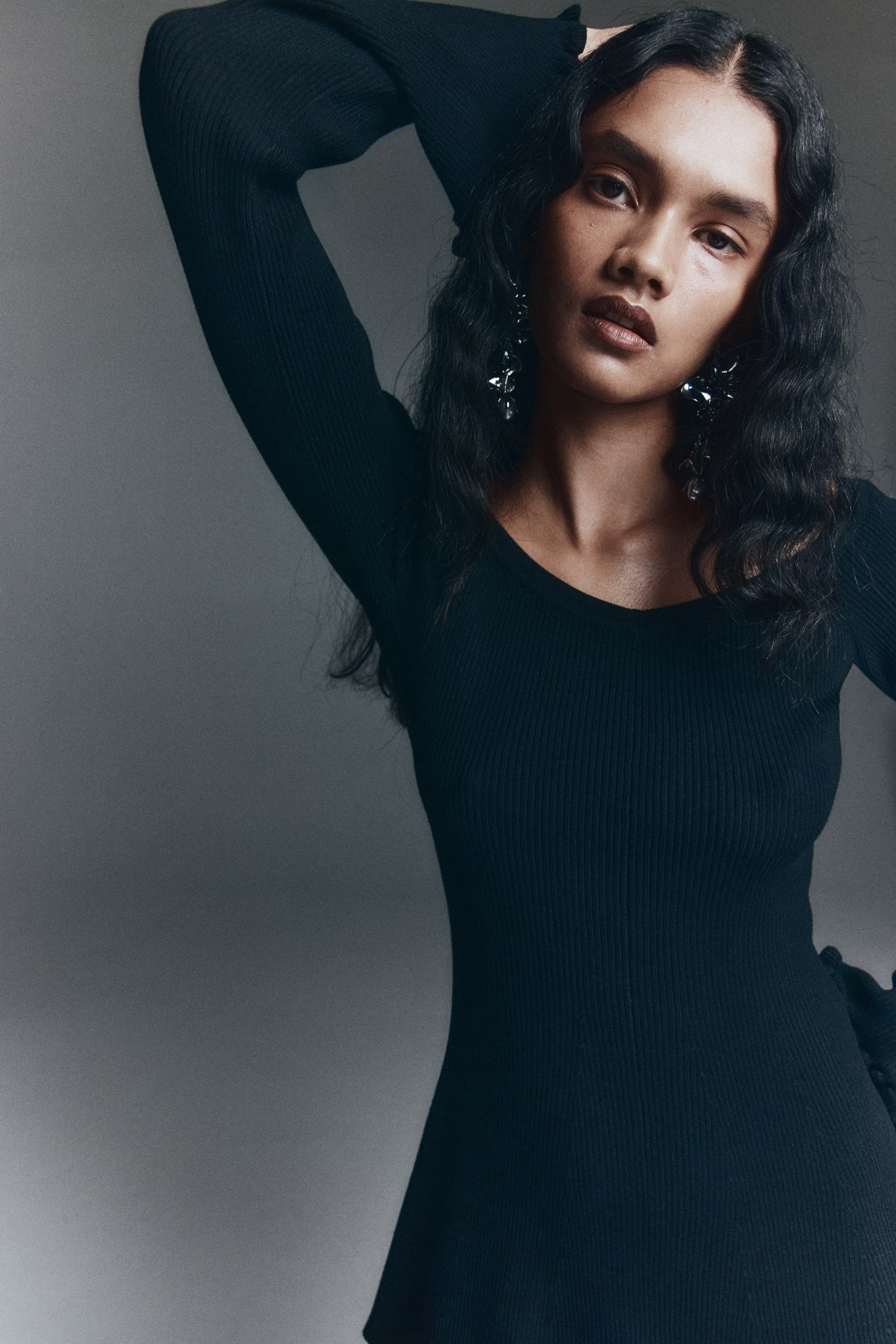 Rib-knit off-the-shoulder top - Black - Ladies | H&M GB | H&M (UK, MY, IN, SG, PH, TW, HK)