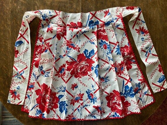 Vintage HALF APRON Red and Blue Flowers 40's Hand Made | Etsy | Etsy (US)