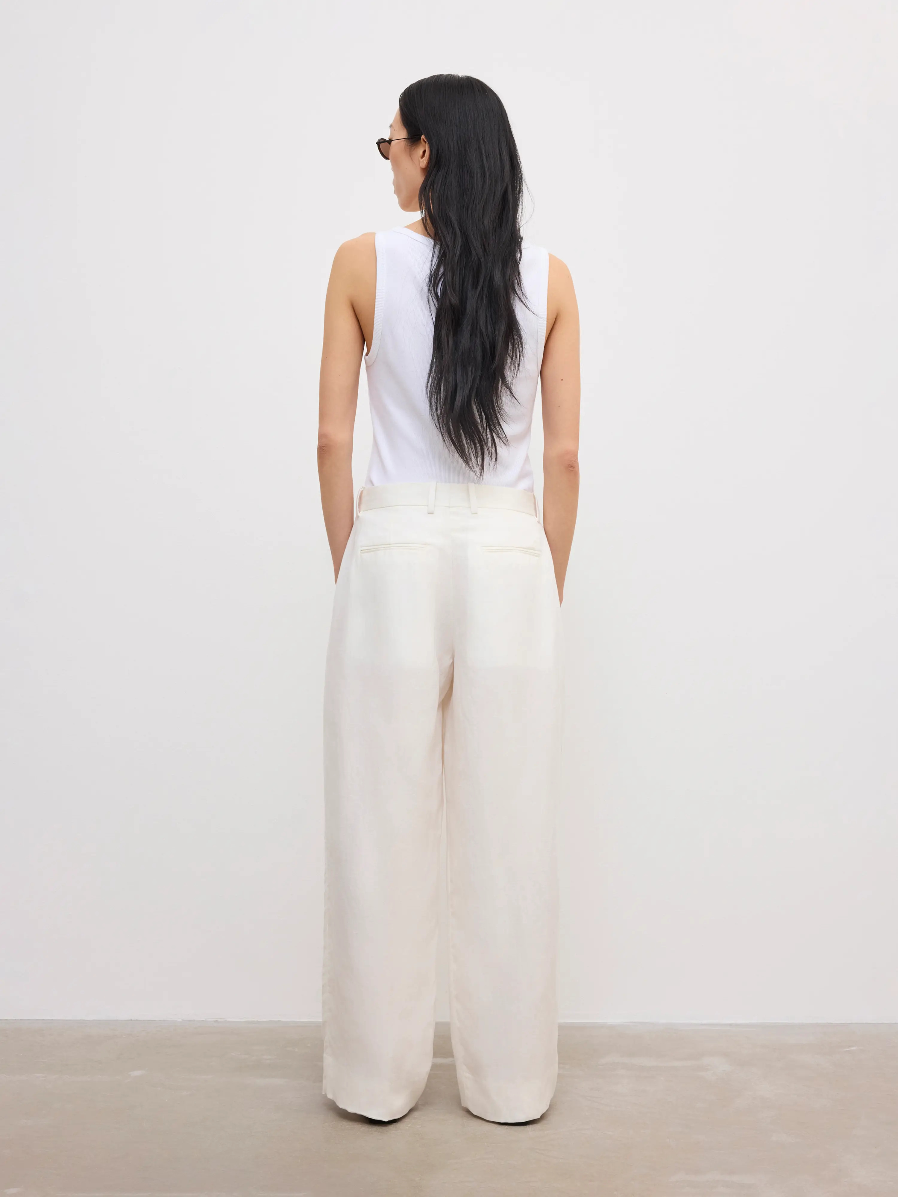 Shop - Relaxed Linen Trousers - Official Online Store | House of Dagmar