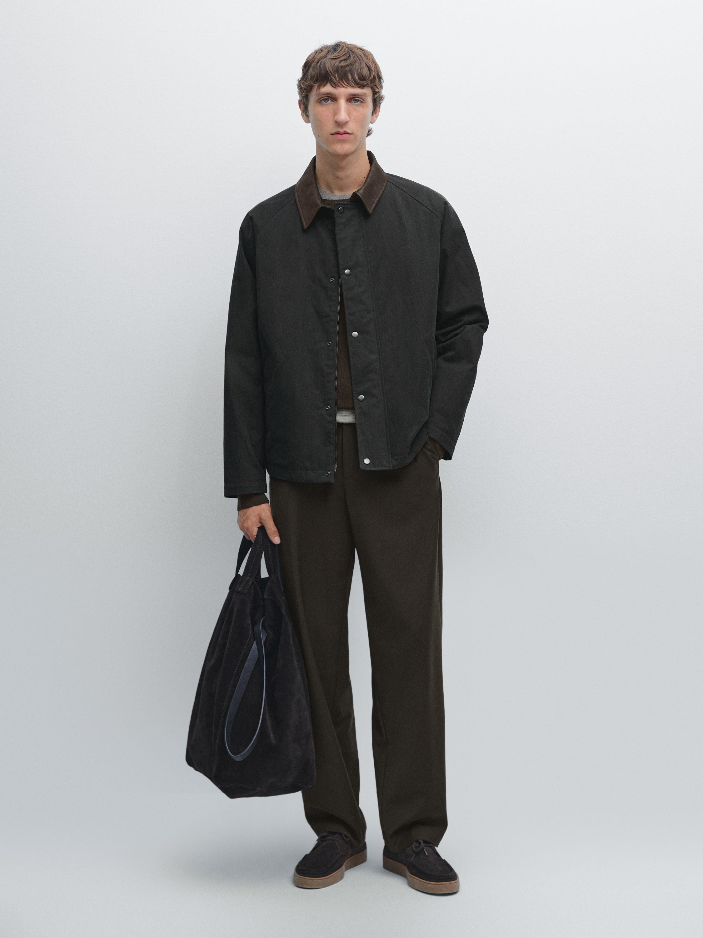 Jacket made of a cotton blend. Raglan sleeve. Collar made of sheepskin leather. Two-way zip faste... | Massimo Dutti US