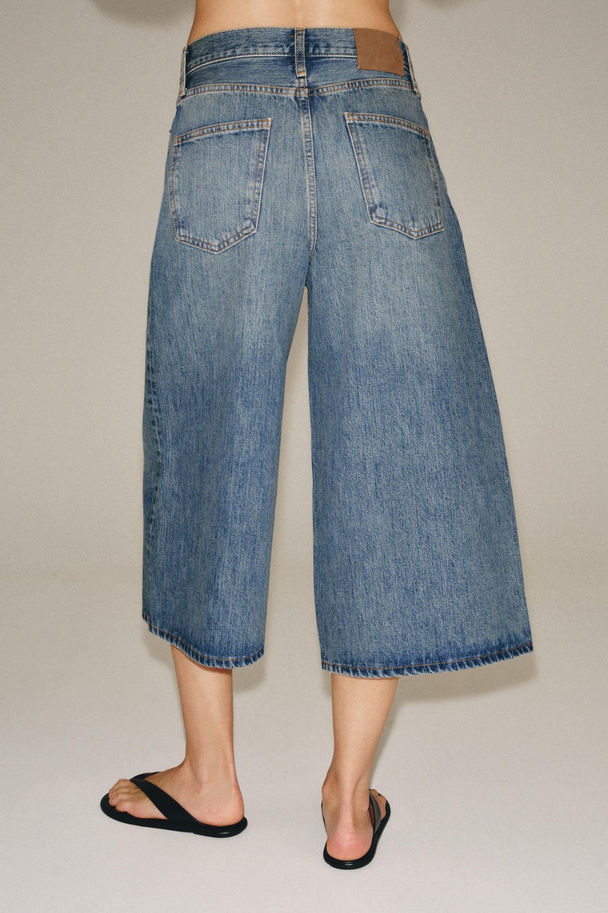 ZW COLLECTION MID-RISE DENIM SHORTS | Zara US
