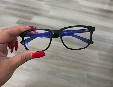 Okay if you don’t have a pair of blue light glasses yet, you NEED some!!! I’ve been wearing this exact pair for 5 years now and they’re life changing!!! I no longer get headaches when staring at a screen too long and I love the look of them!! So I’m linking a few here for you guys!!! #eyeglasses #bluelightglasses #glasses 

#LTKunder50 #LTKstyletip #LTKFind