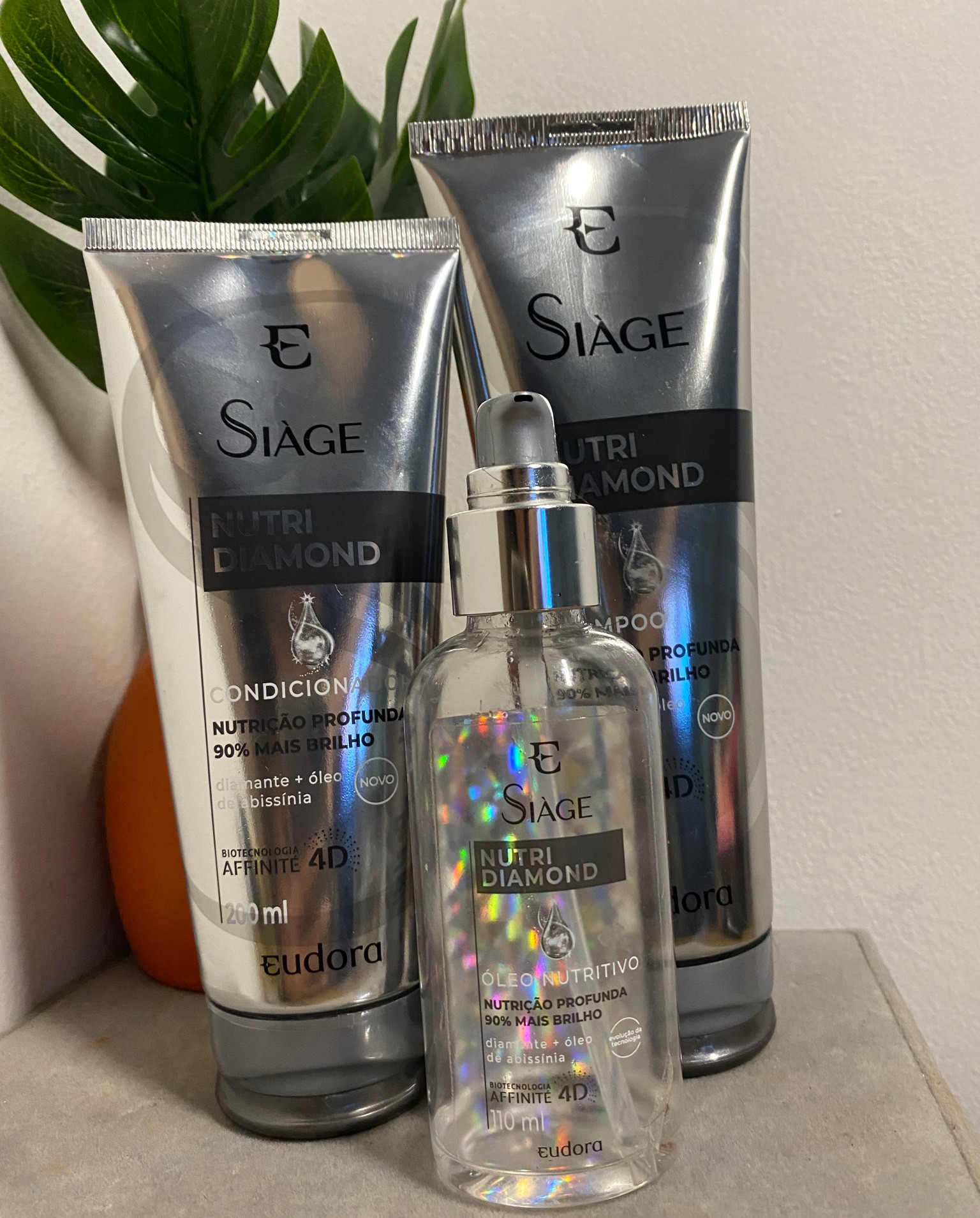 O melhor kit da Eudora é o nutri diamond 

Entrega muita nutrição além de cheirinho impecável 

Nutre demais os cabelos, são brilho. 
Recomendo demais 

#ltkbeauty #ltkbeleza #eudora

#LTKbrasil