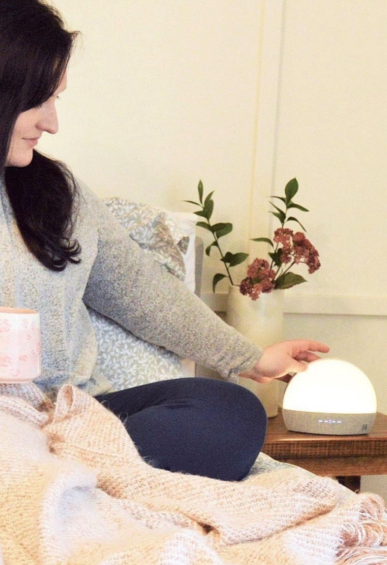 Love the glow Hatch gives ✨🤍 


#LTKFindsUnder100 #LTKmorningroutine #LTKHome