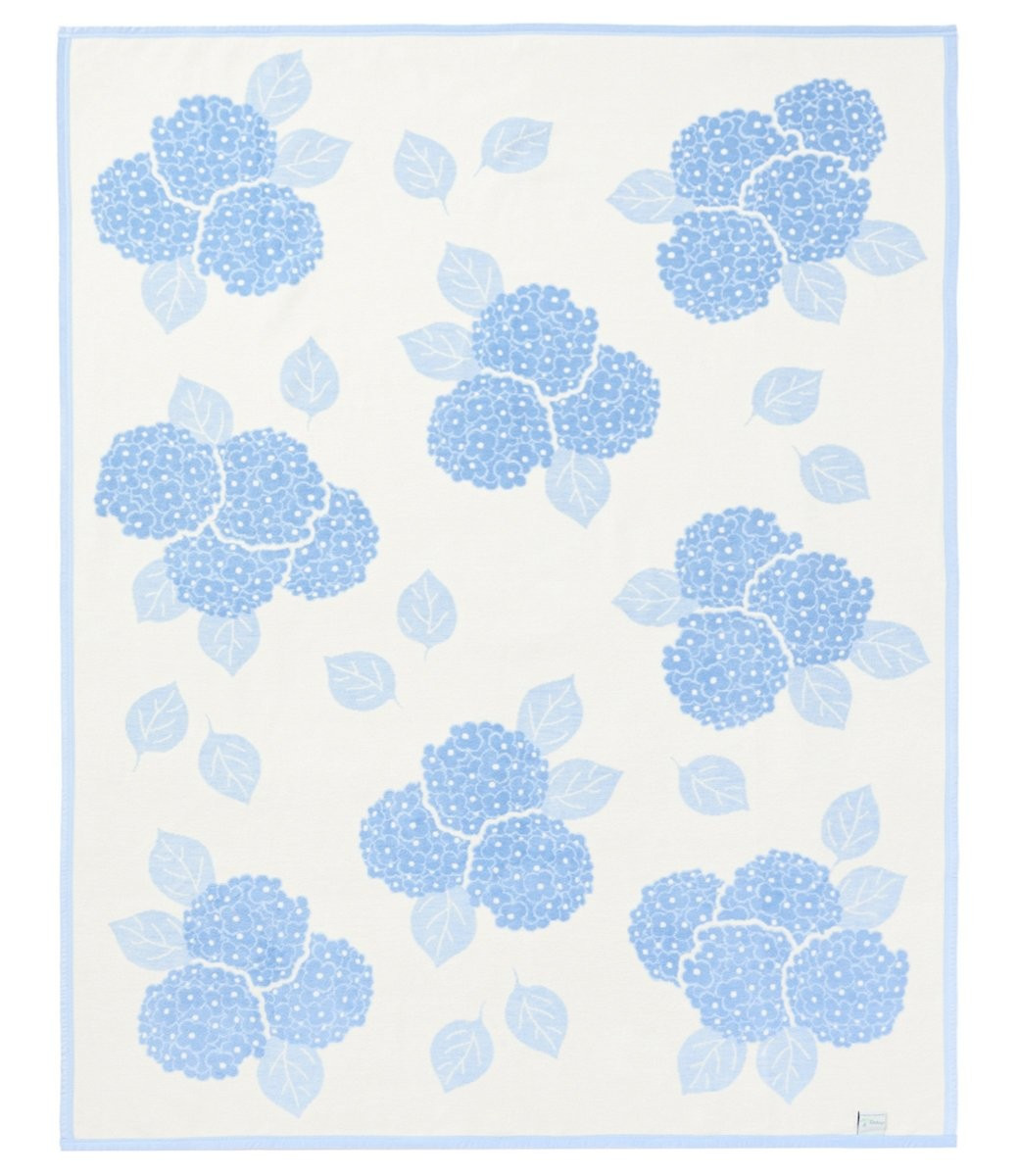 Hydrangeas Light Blue Blanket | ChappyWrap